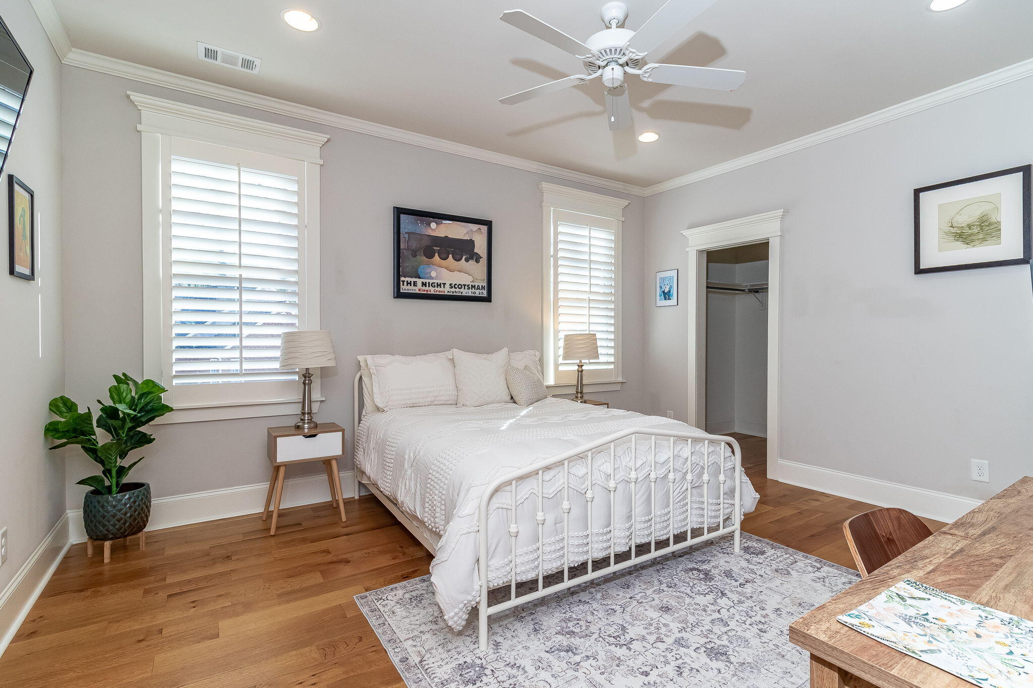 2844 TOWERING OAK Drive