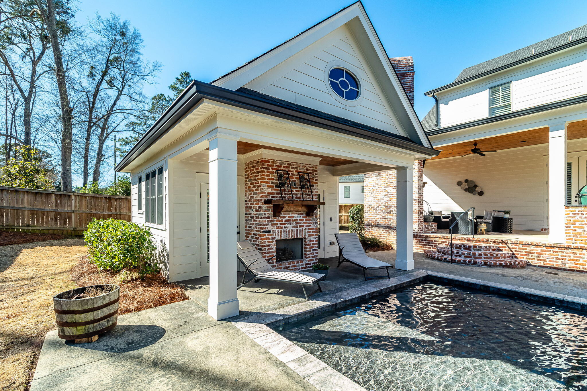 2844 TOWERING OAK Drive