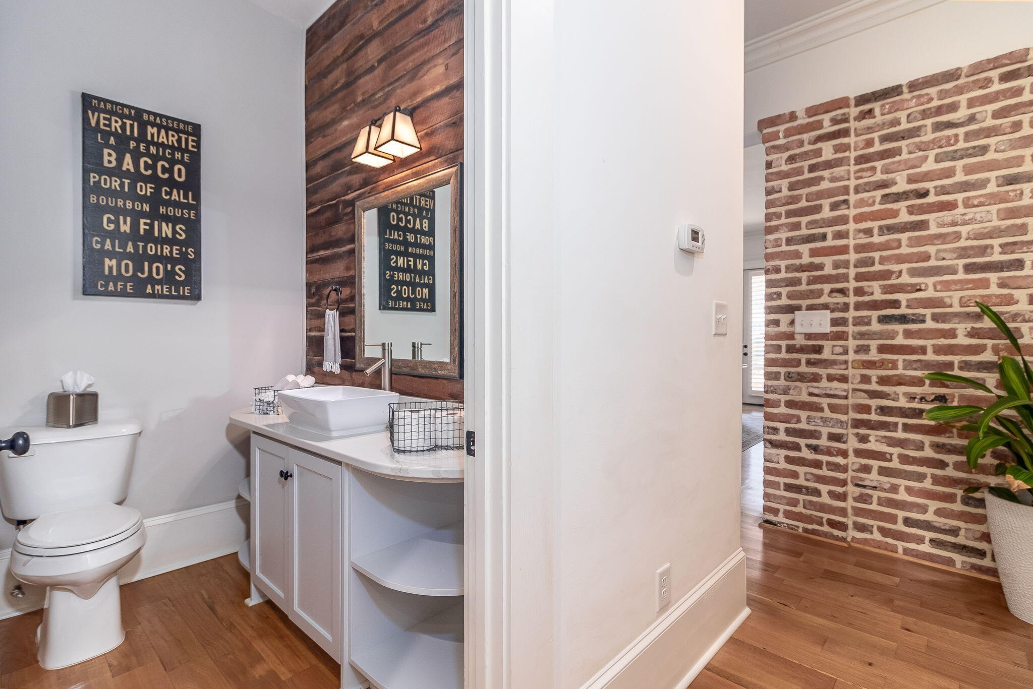 2844 TOWERING OAK Drive