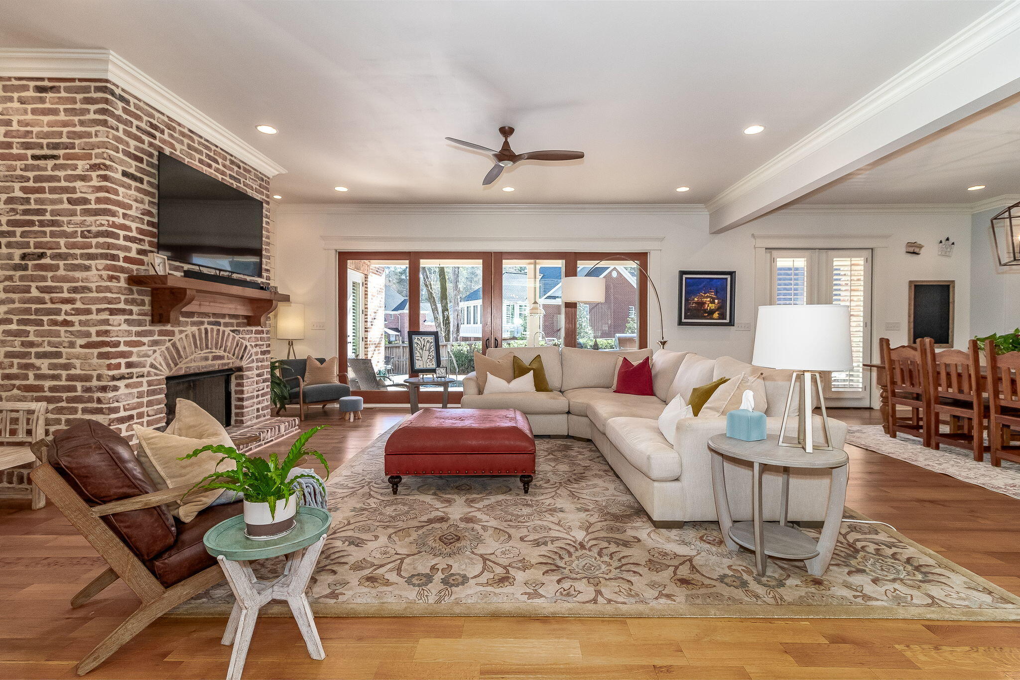 2844 TOWERING OAK Drive