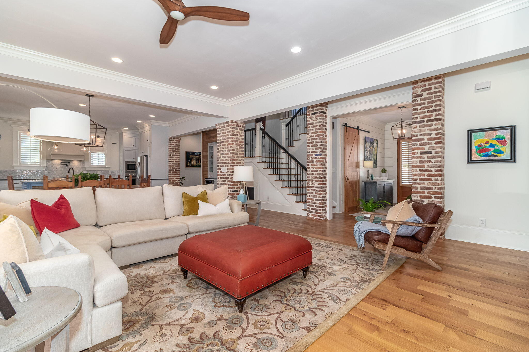 2844 TOWERING OAK Drive