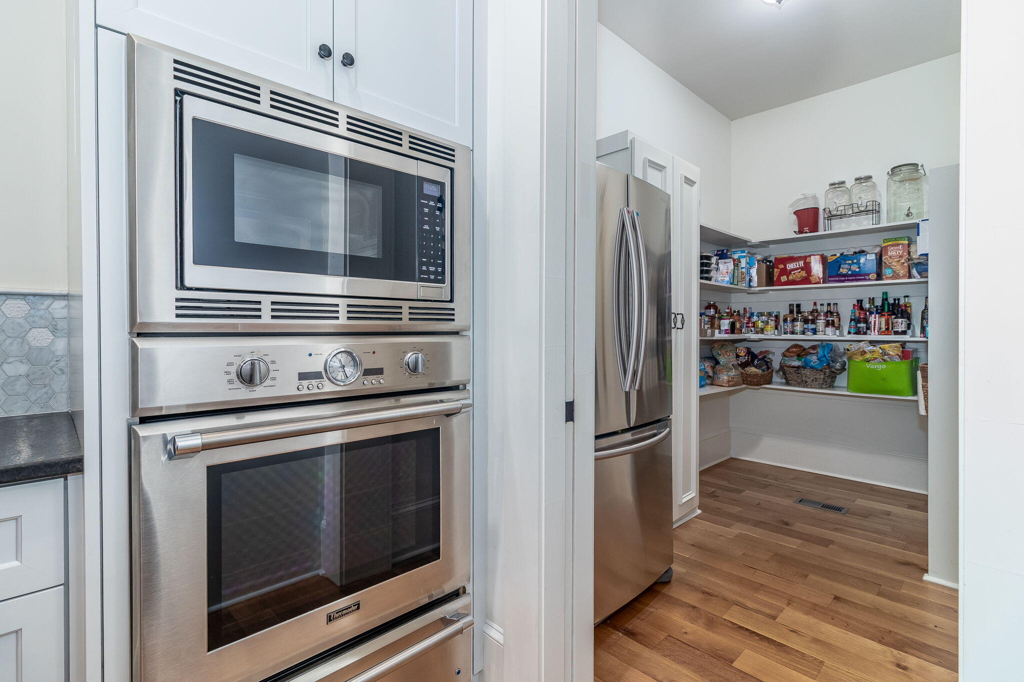 2844 TOWERING OAK Drive