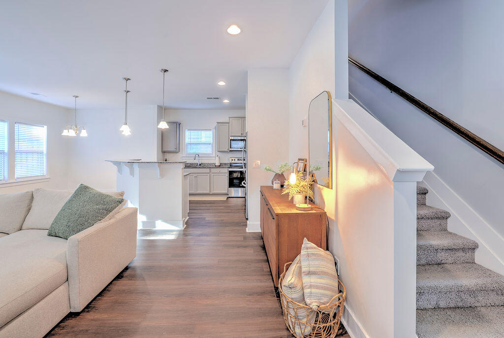 1423 FELDSPAR Court