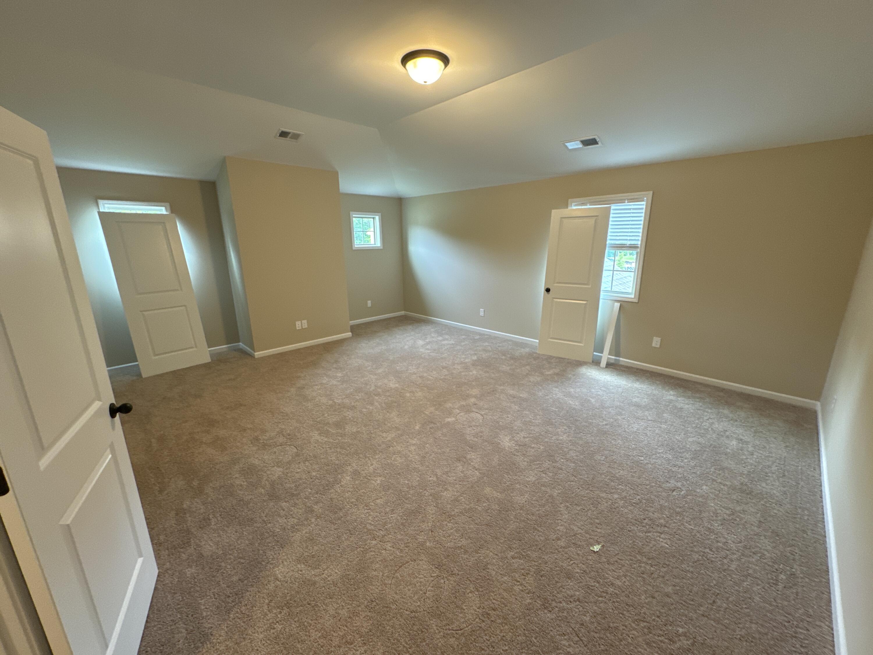 1127 SOUTHALL Lane
