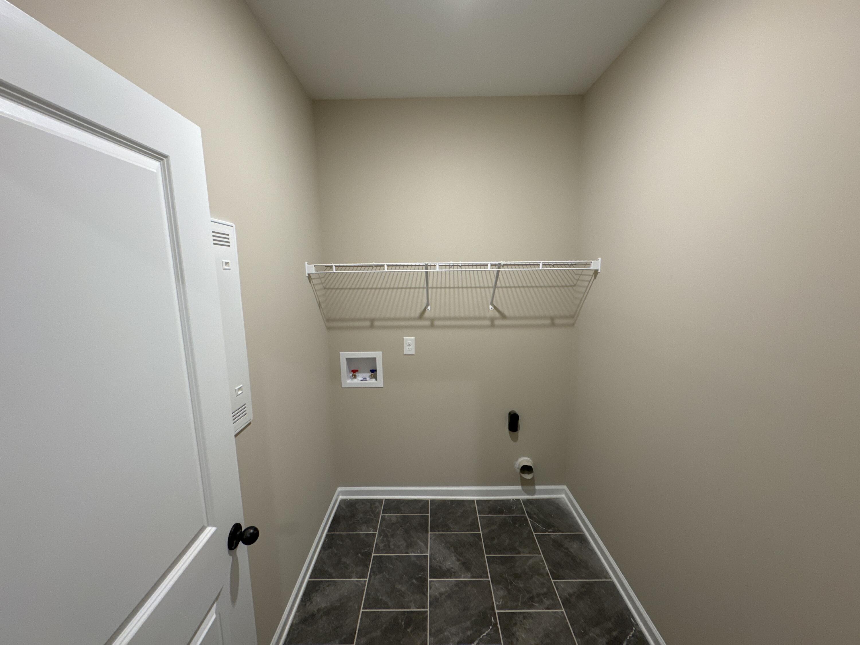 1127 SOUTHALL Lane