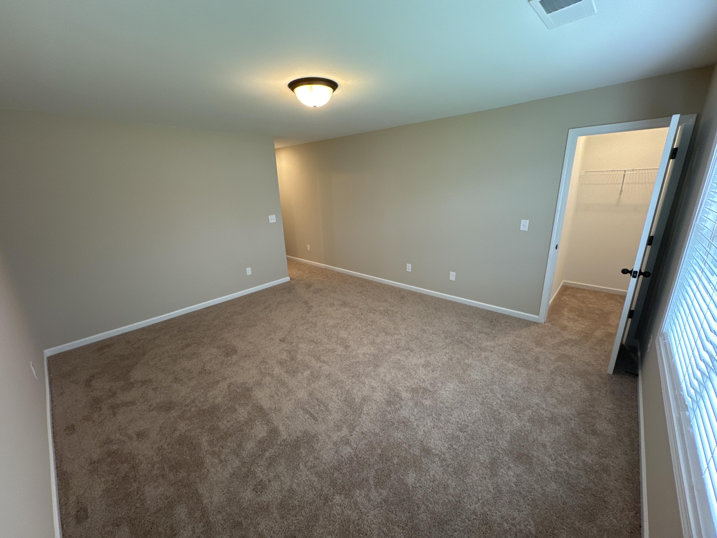 1127 SOUTHALL Lane