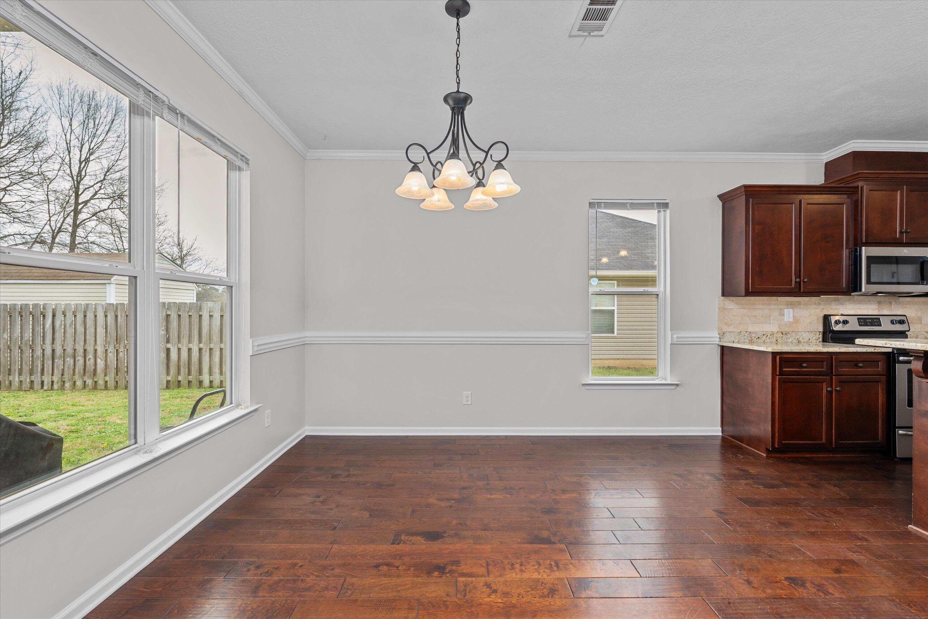 3142 ALEXANDRIA Drive
