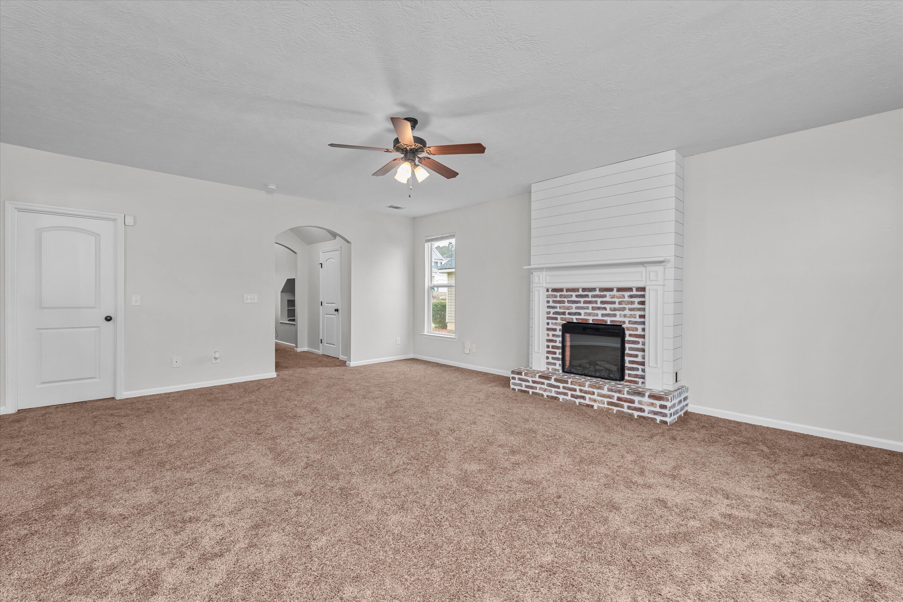 3142 ALEXANDRIA Drive