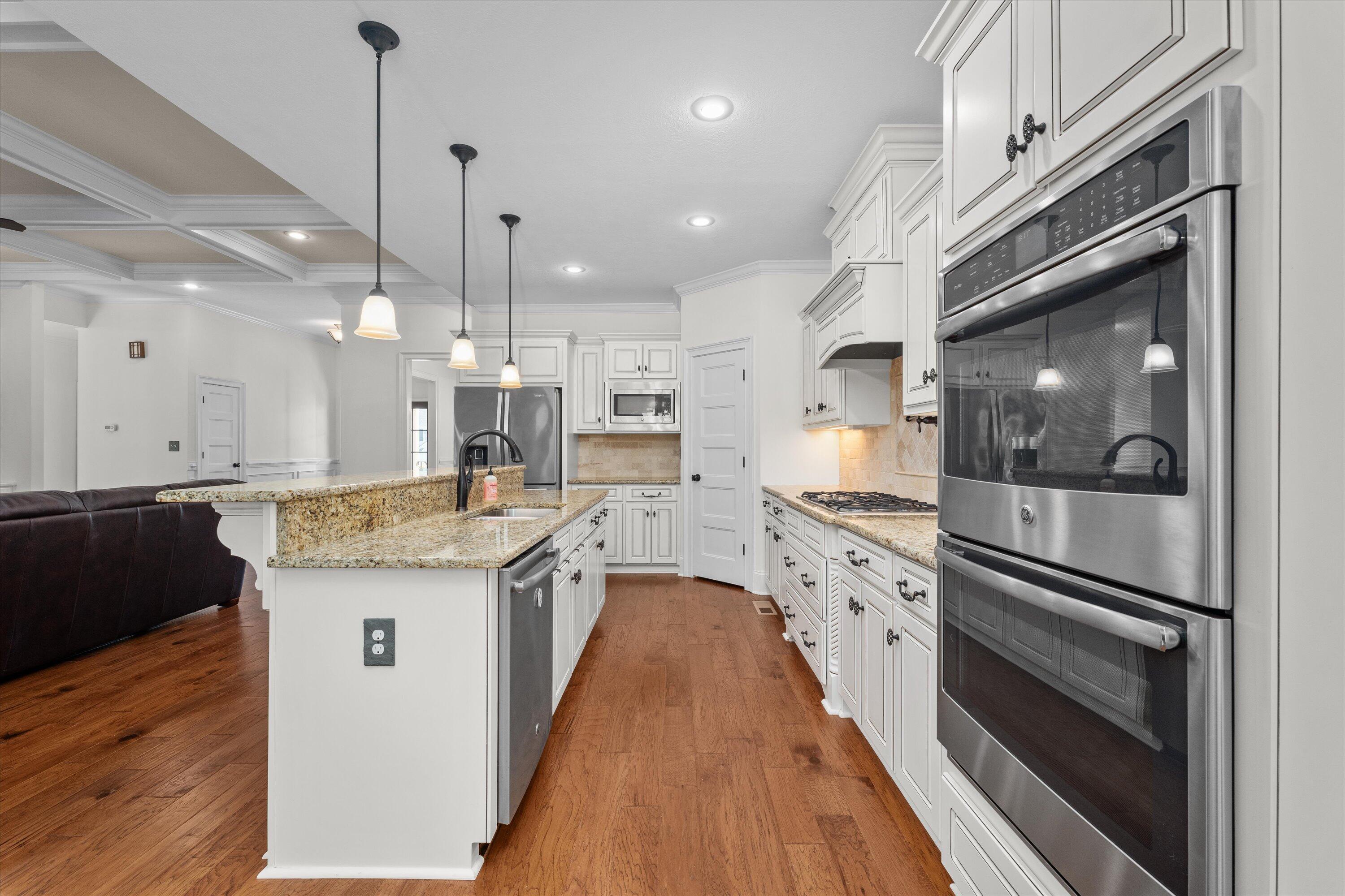 4323 SABAL Drive
