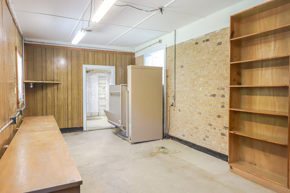 611 LAMKIN Road