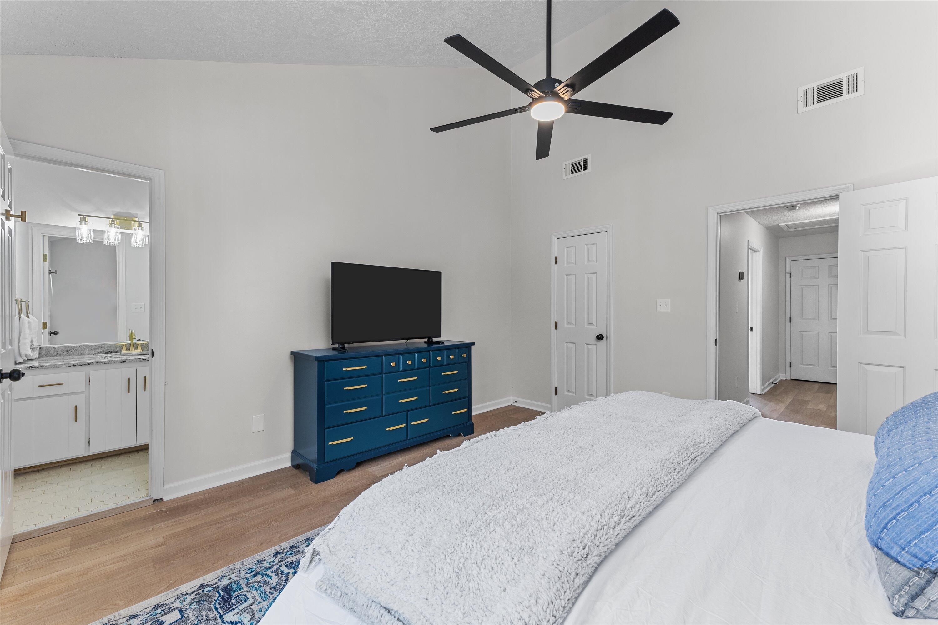 2914 RUNNING CREEK Lane