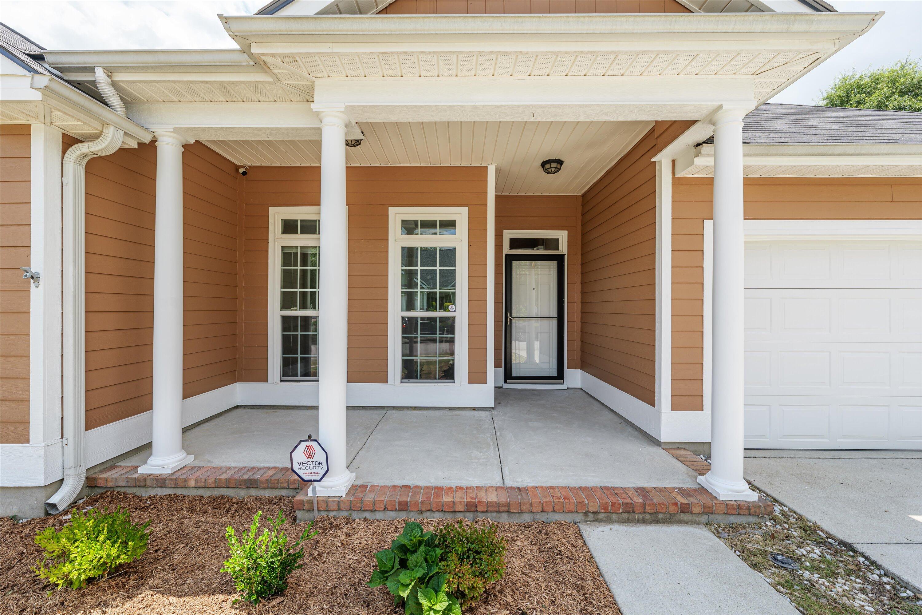 2103 MAGNOLIA Parkway