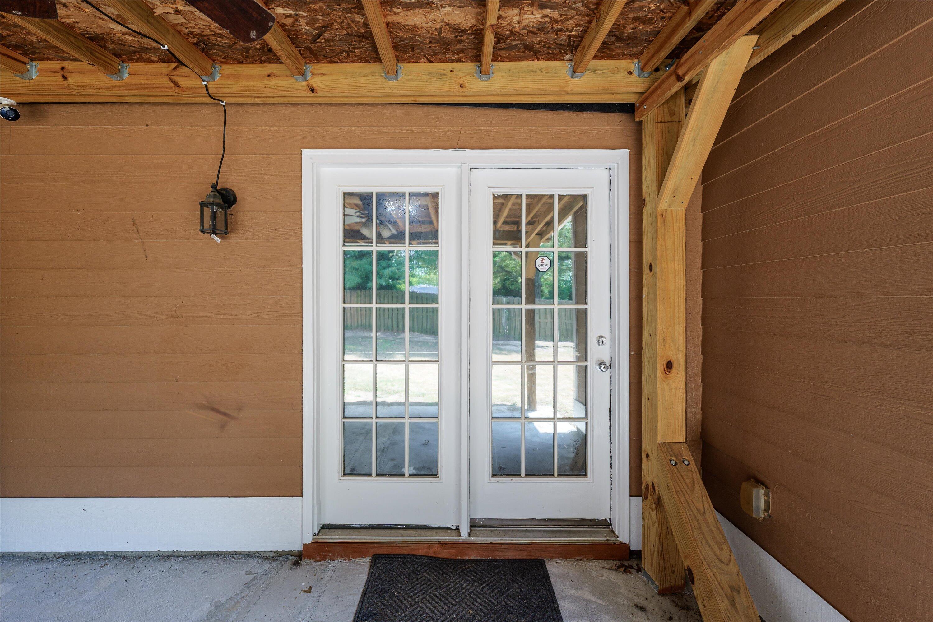 2103 MAGNOLIA Parkway