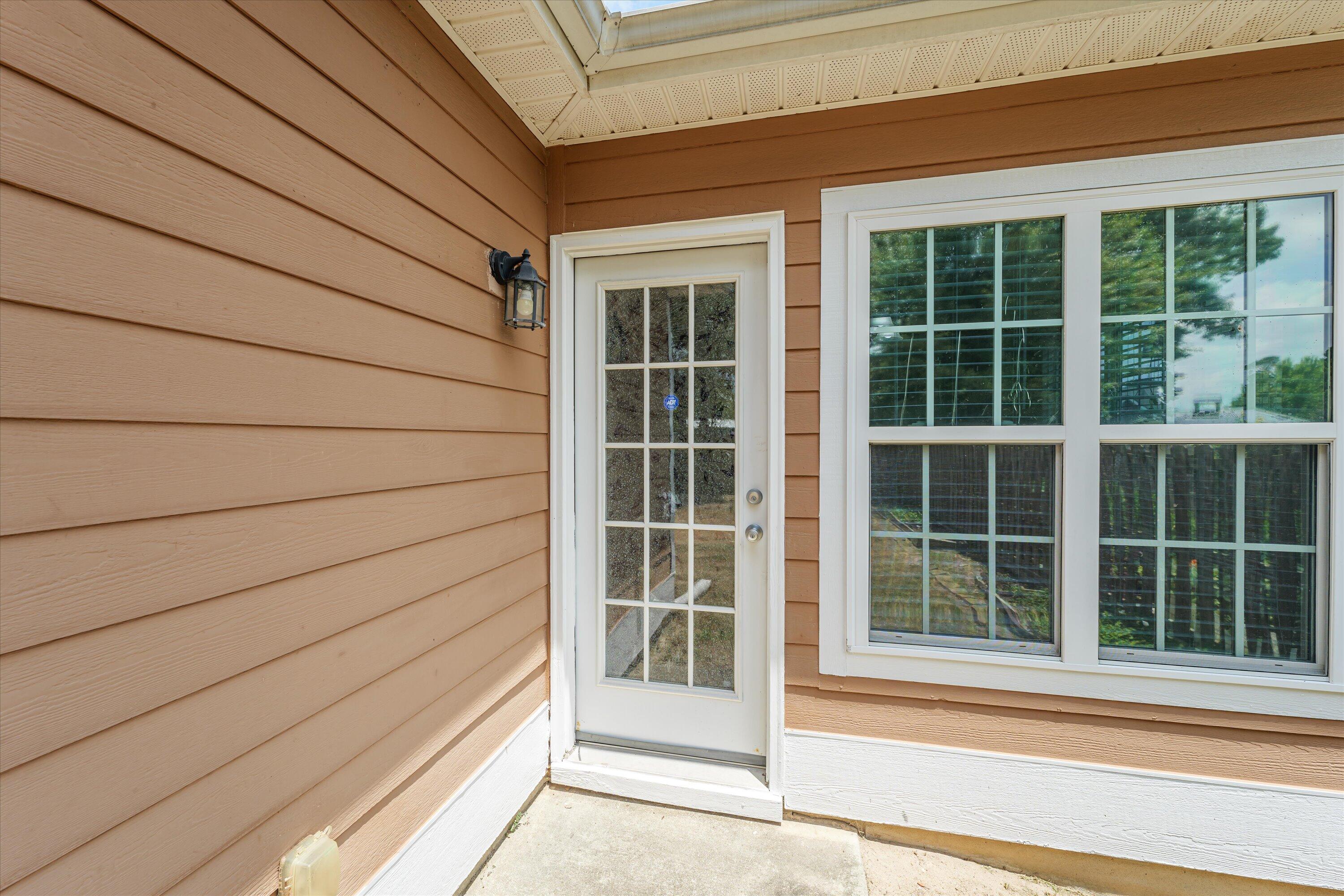 2103 MAGNOLIA Parkway