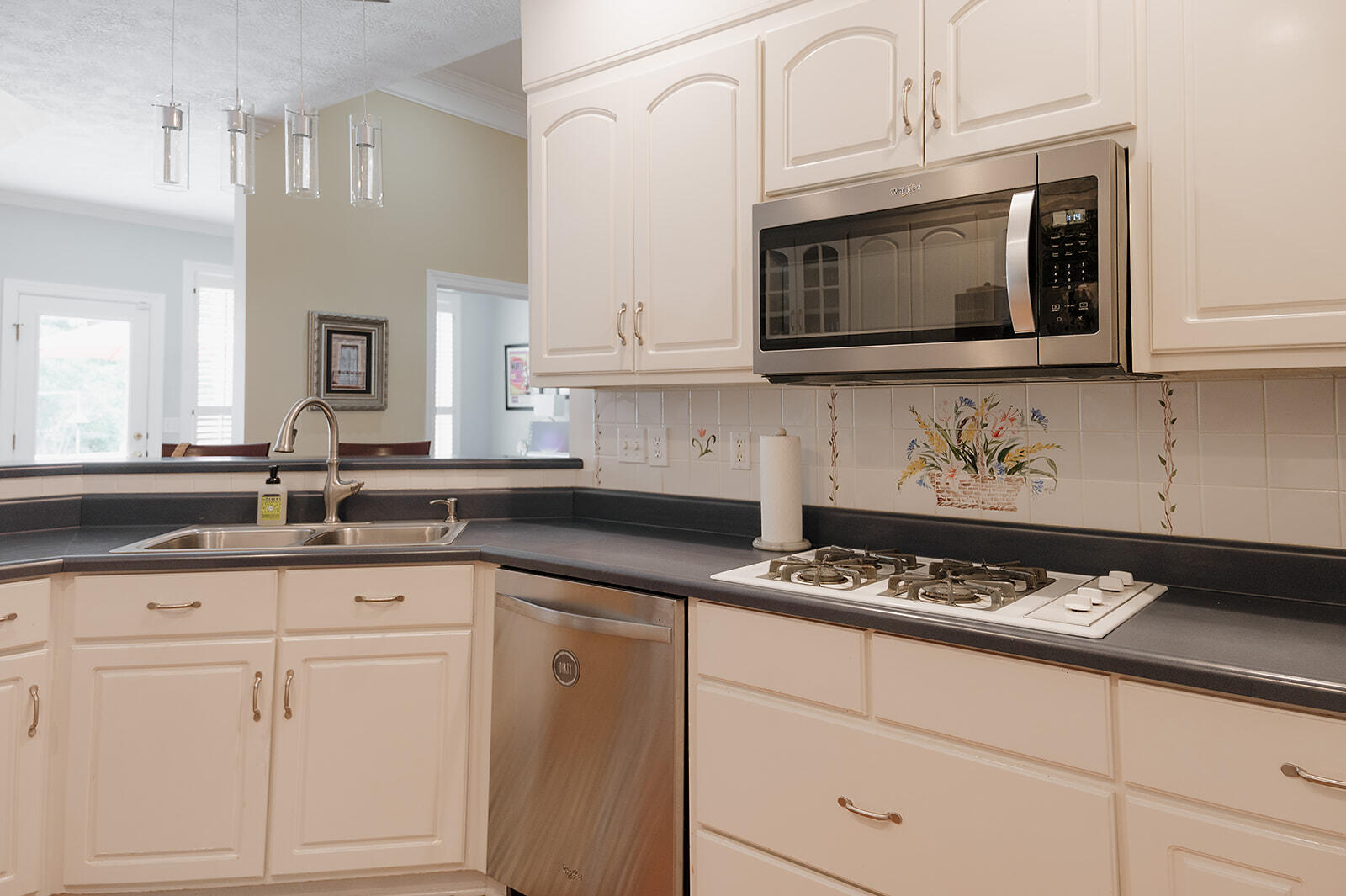 4115 MCBRIDE CT Court