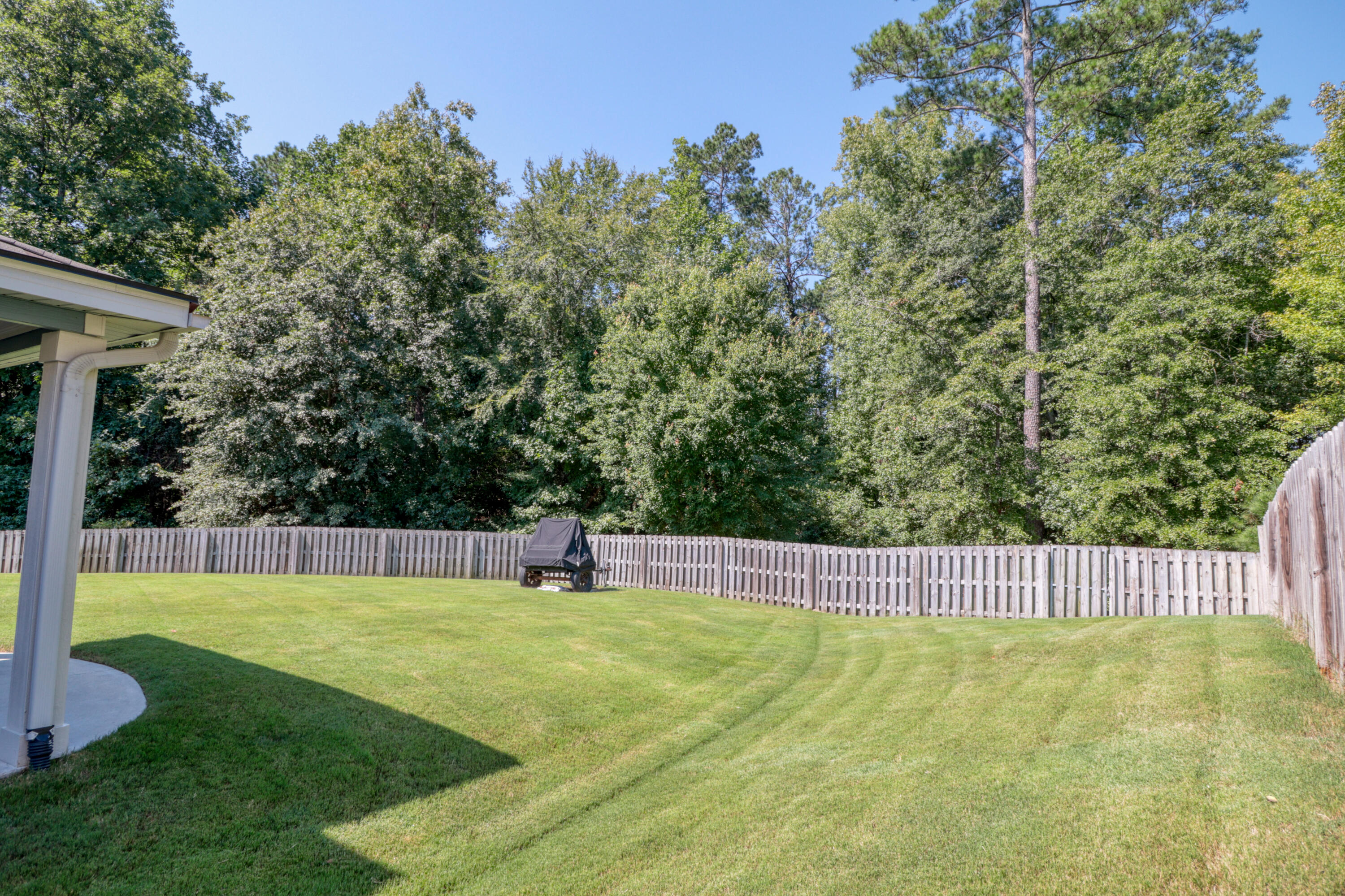5621 SUNBURY Loop