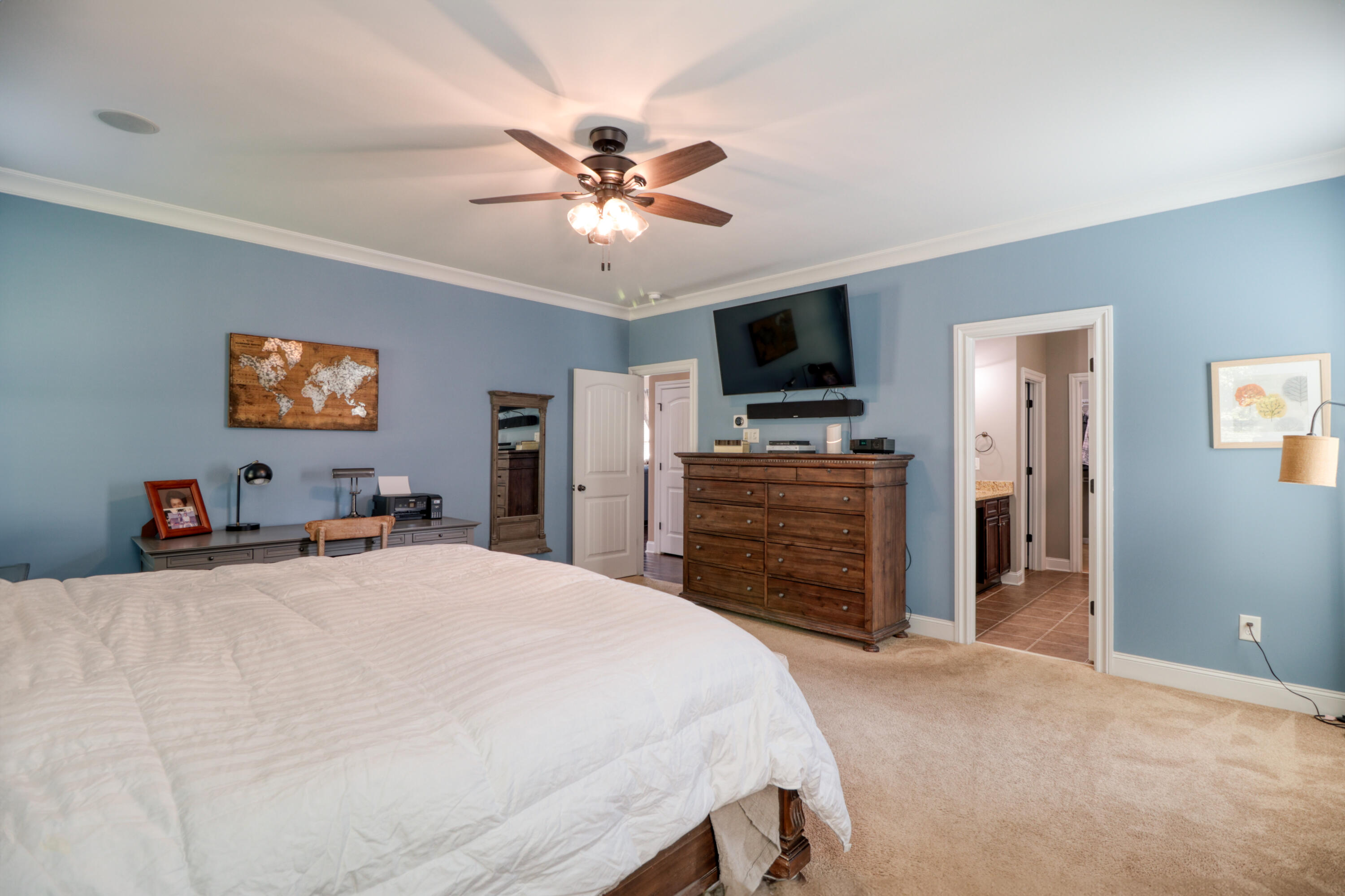 5621 SUNBURY Loop
