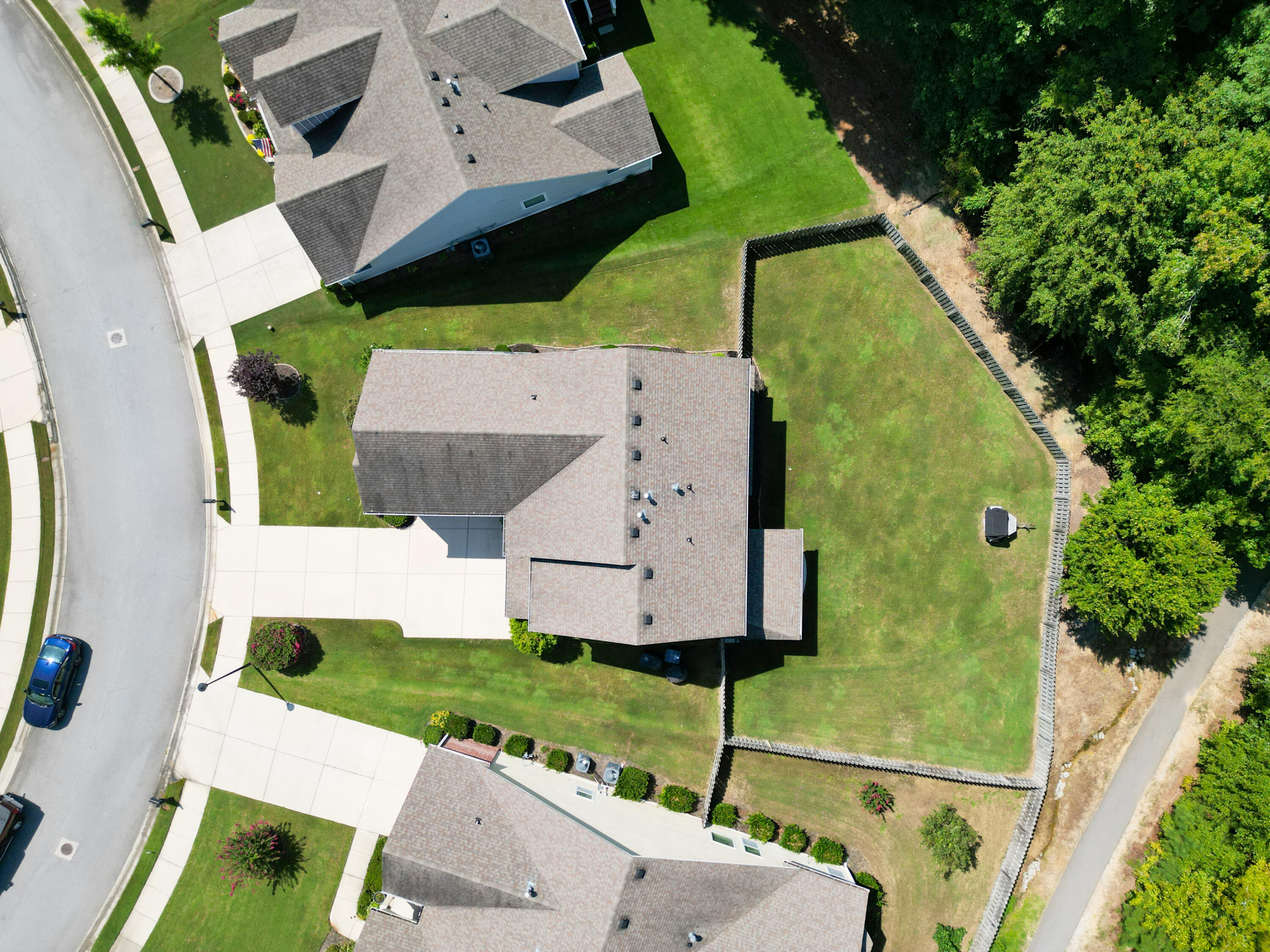 5621 SUNBURY Loop