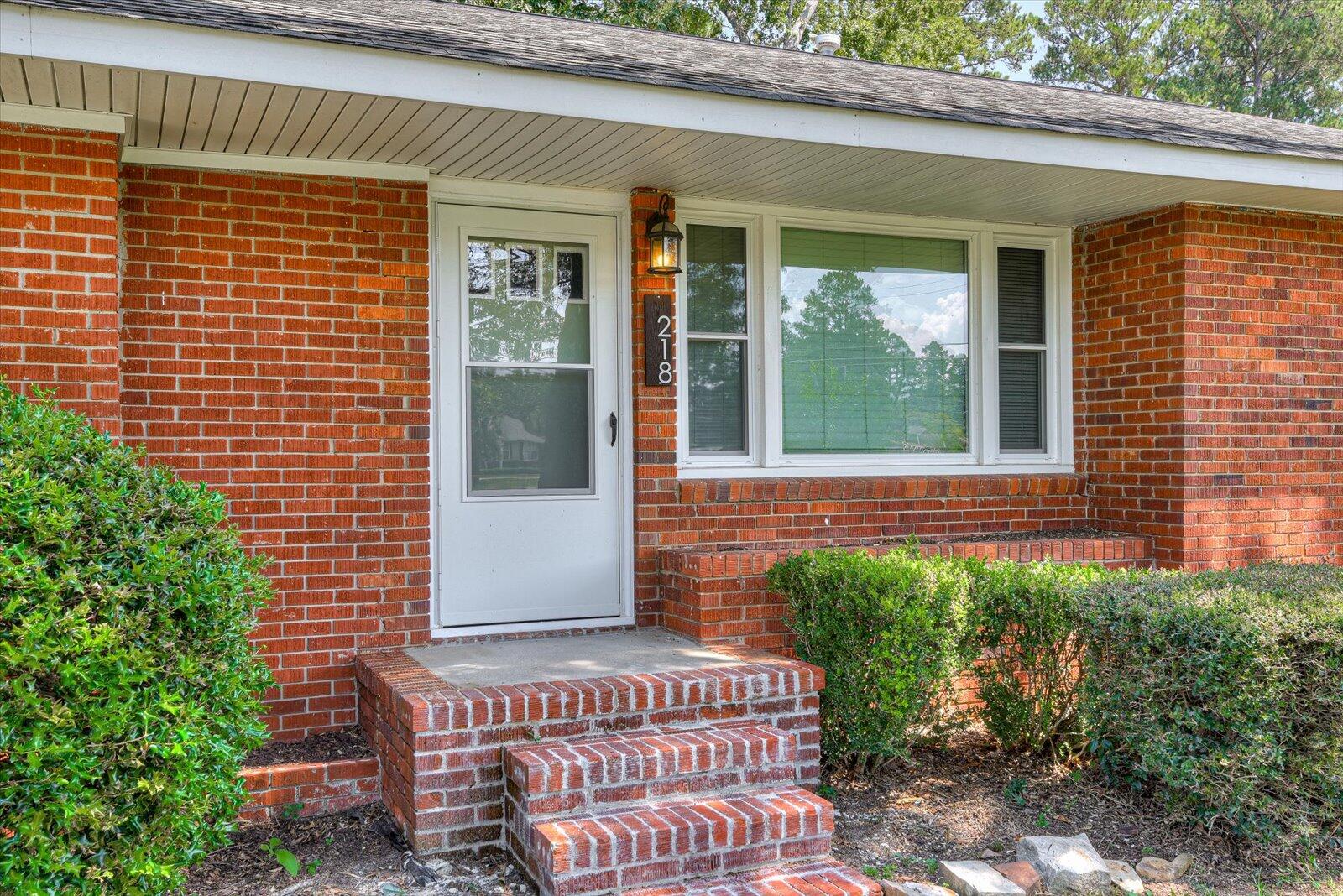 218 PINEHURST Drive