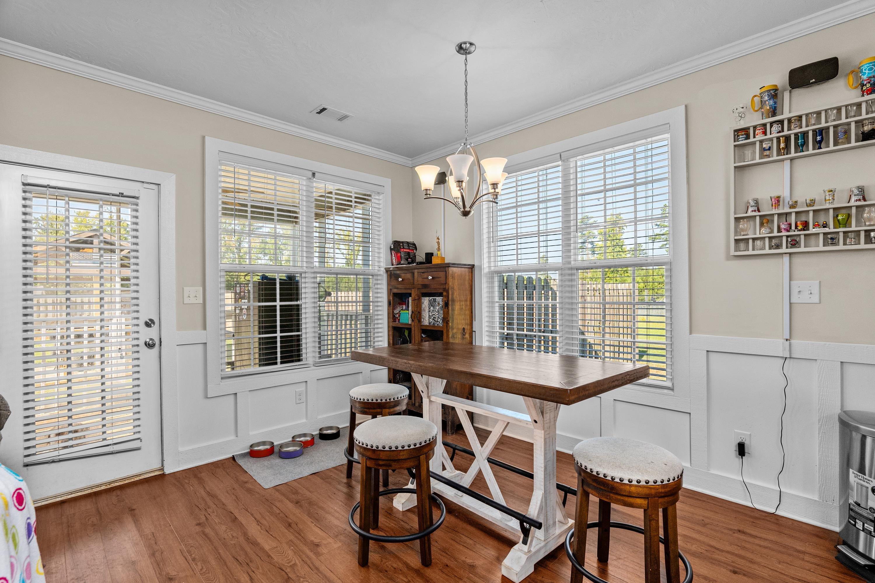 2440 TELFAIR Lane