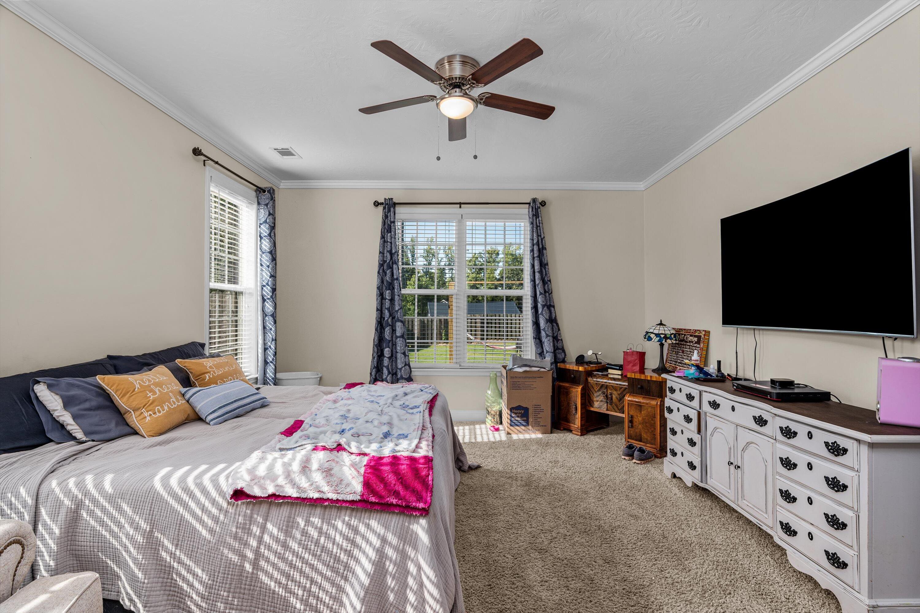 2440 TELFAIR Lane