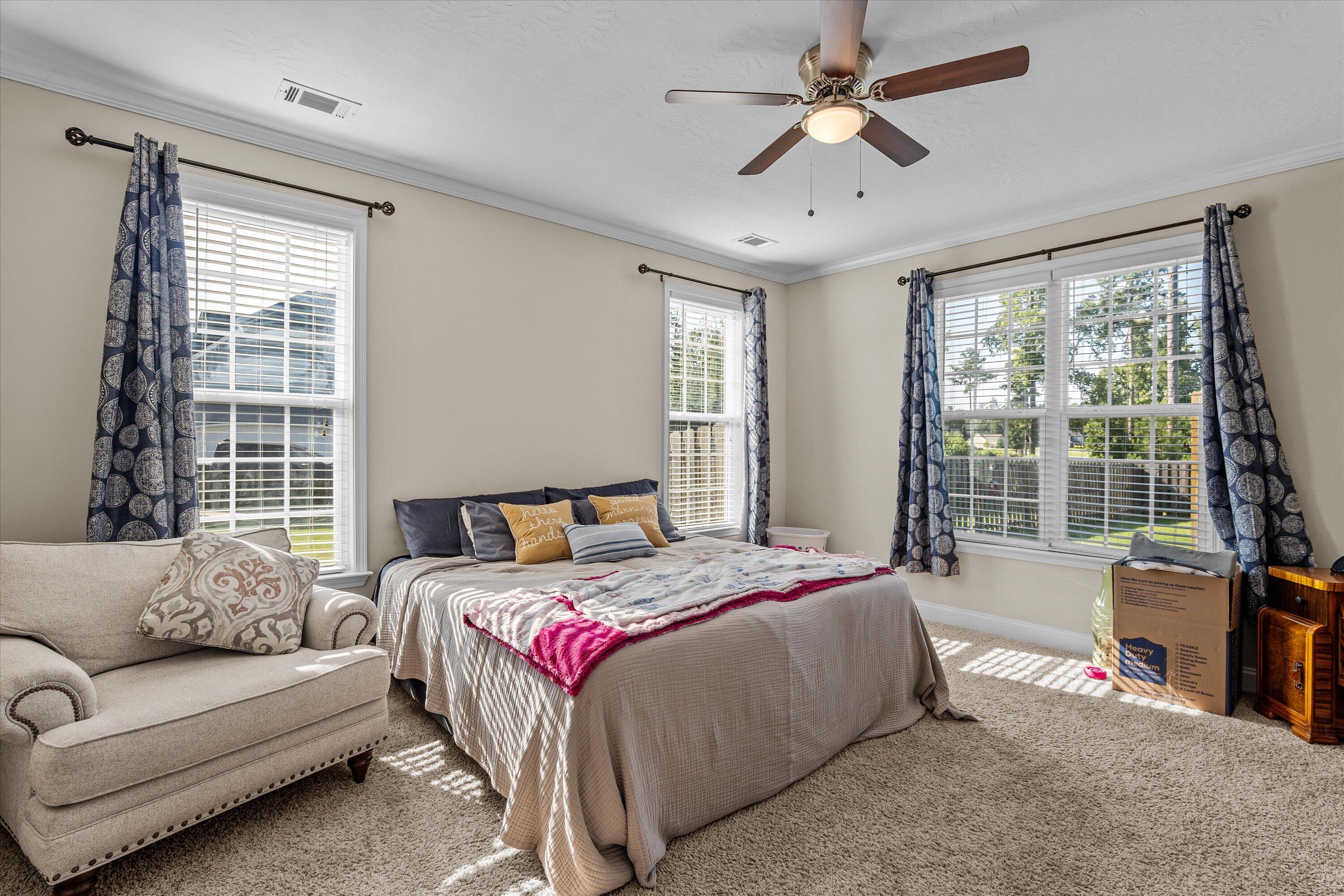 2440 TELFAIR Lane