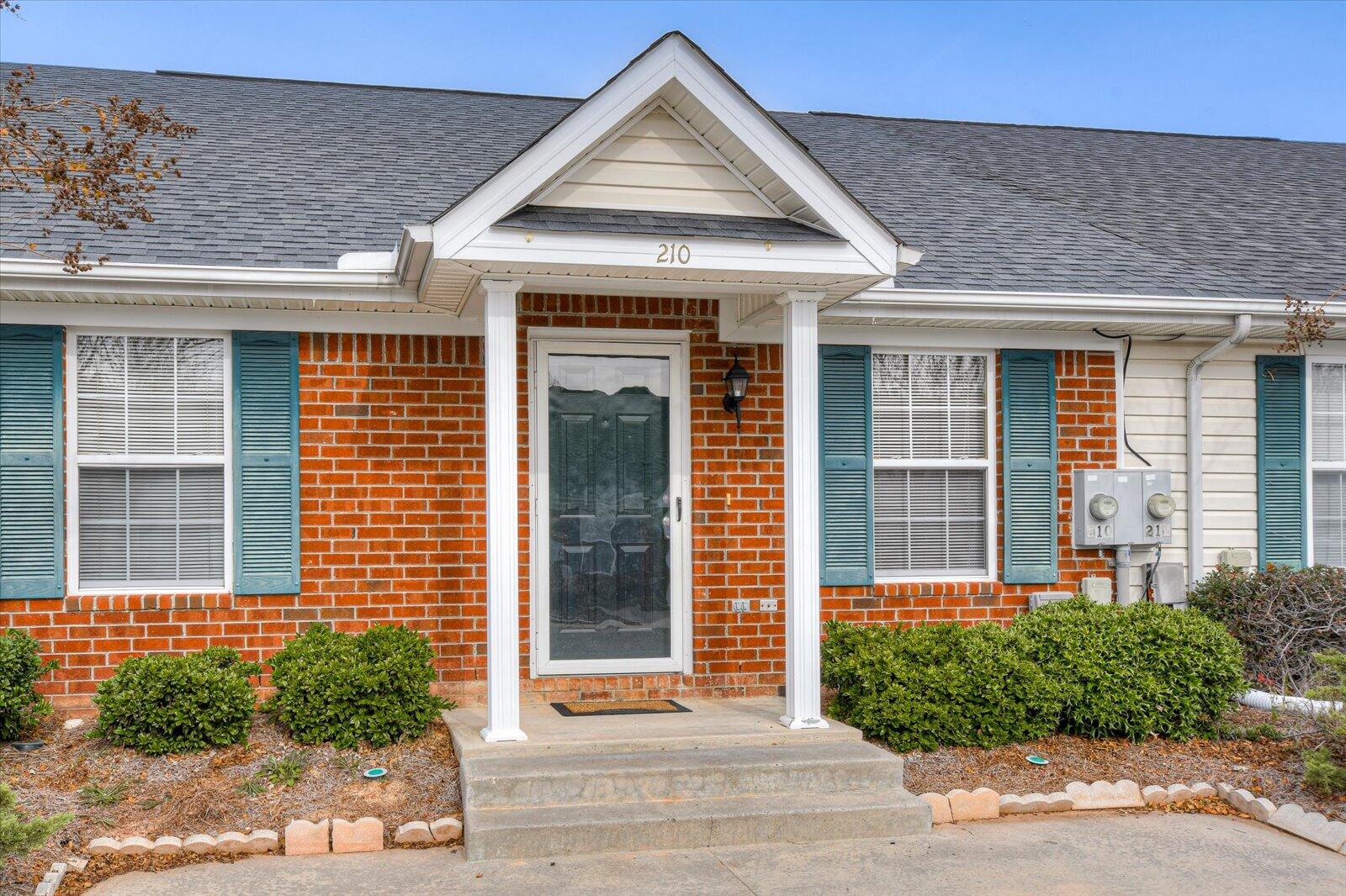 210 SASSAFRAS Lane