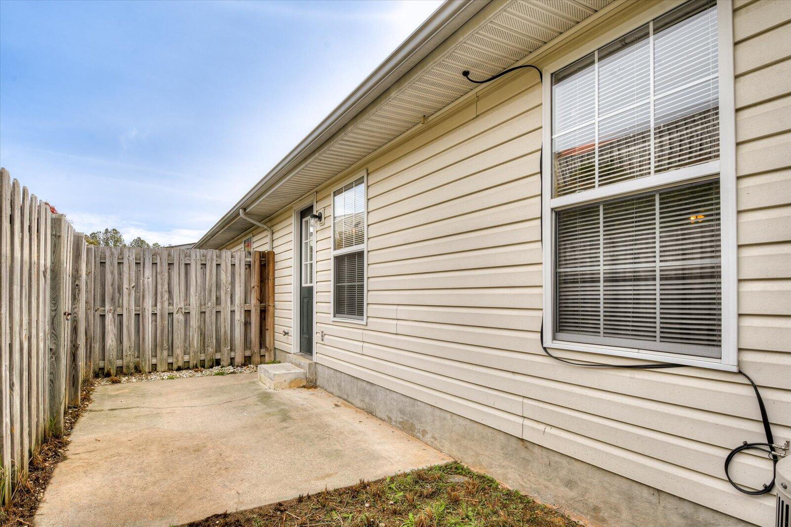 210 SASSAFRAS Lane