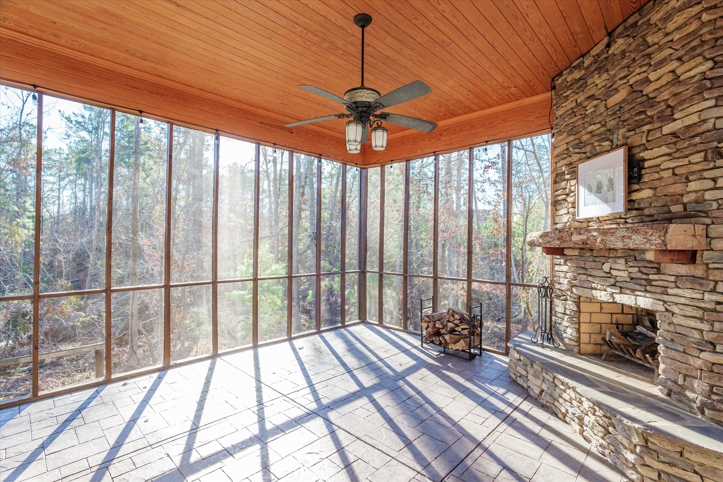 1008 KALMIA Circle