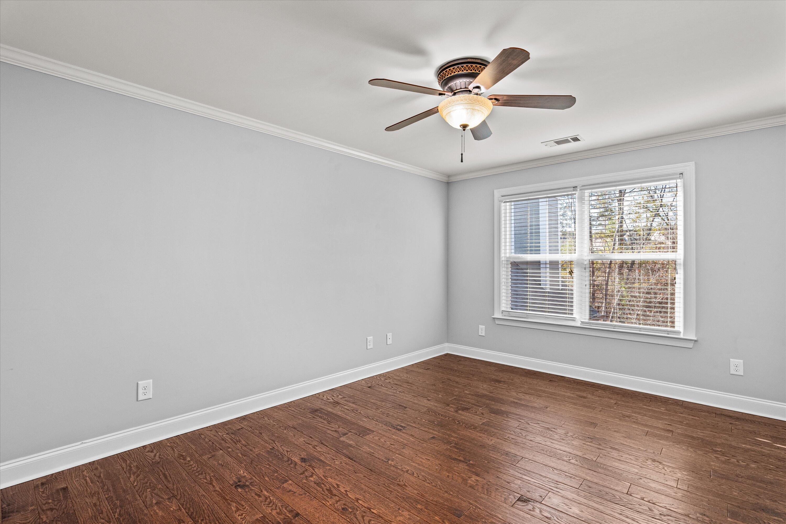 1008 KALMIA Circle