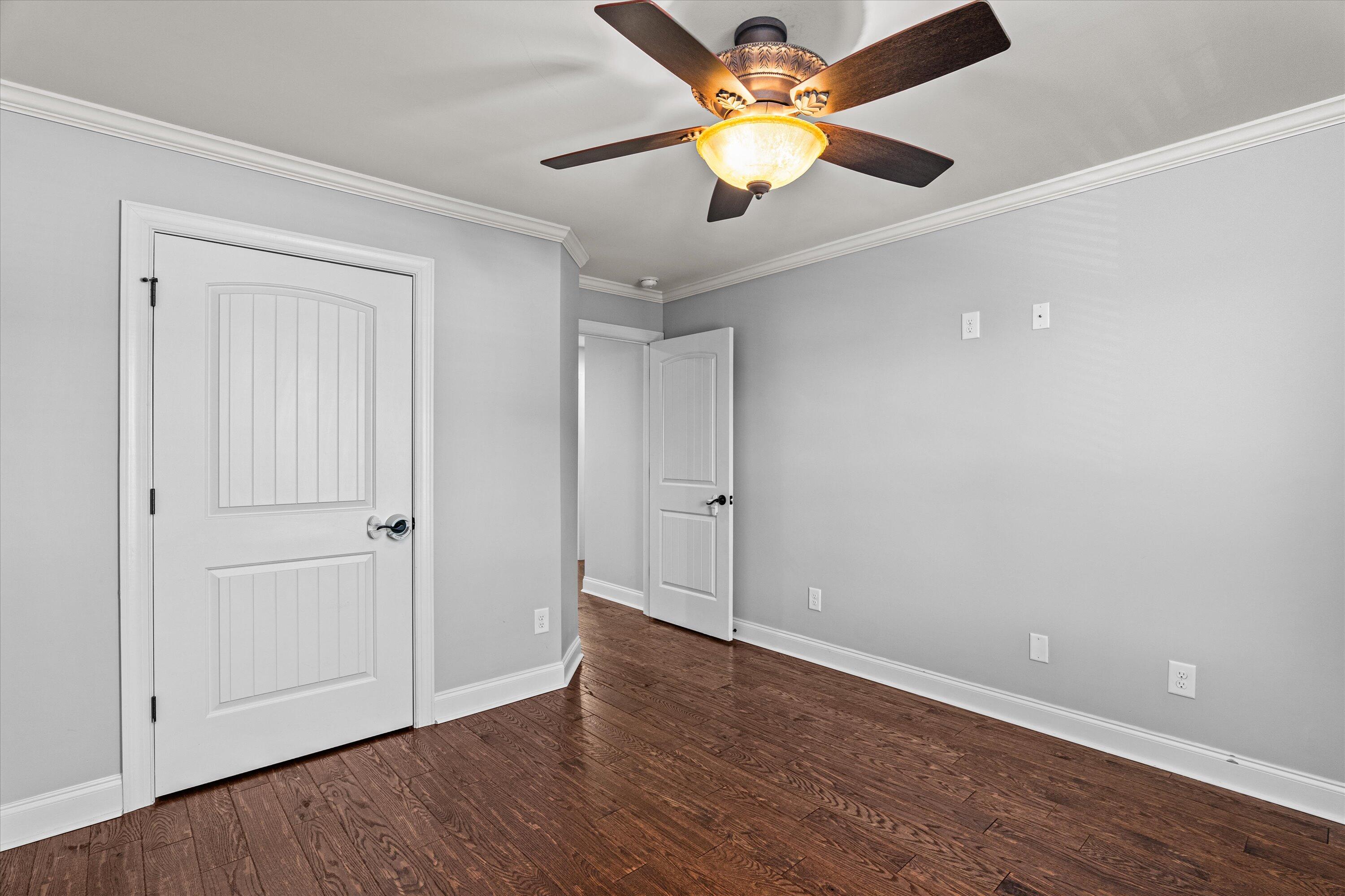 1008 KALMIA Circle