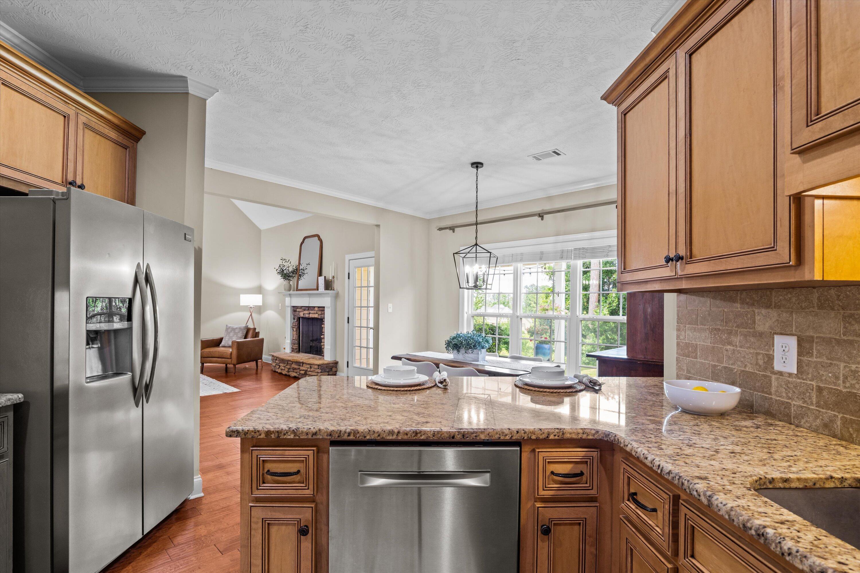 218 Sunbury Drive