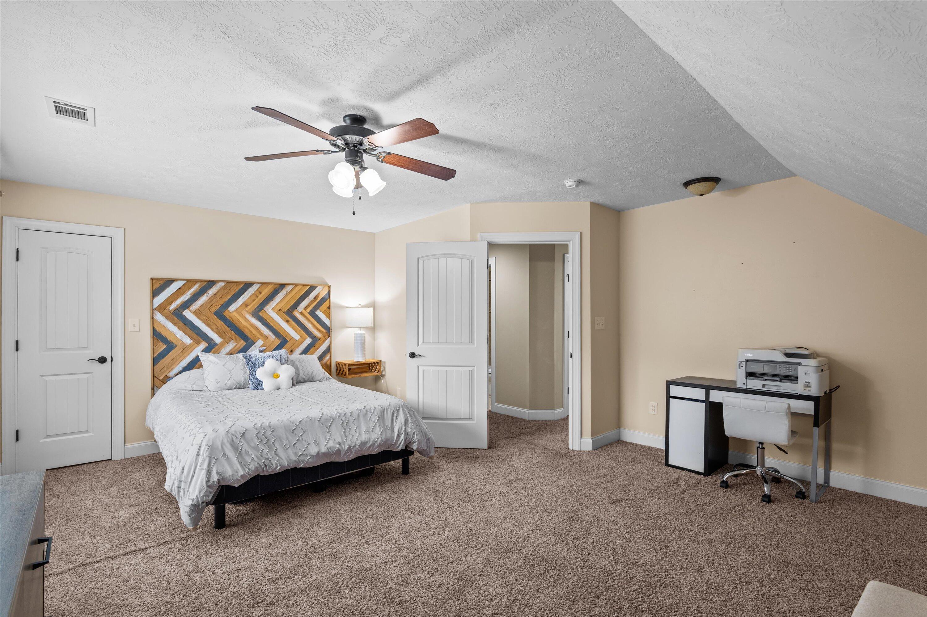 218 Sunbury Drive