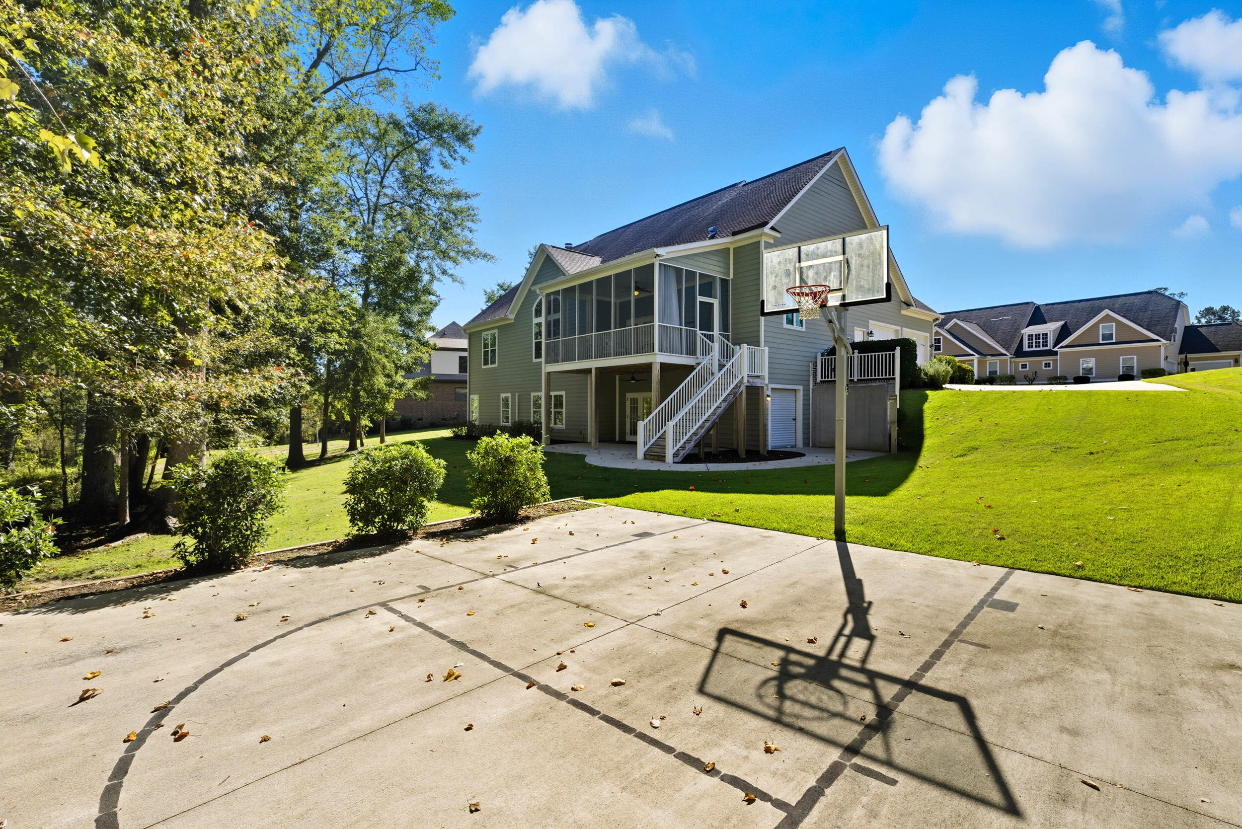 3808 Blue Springs Trace