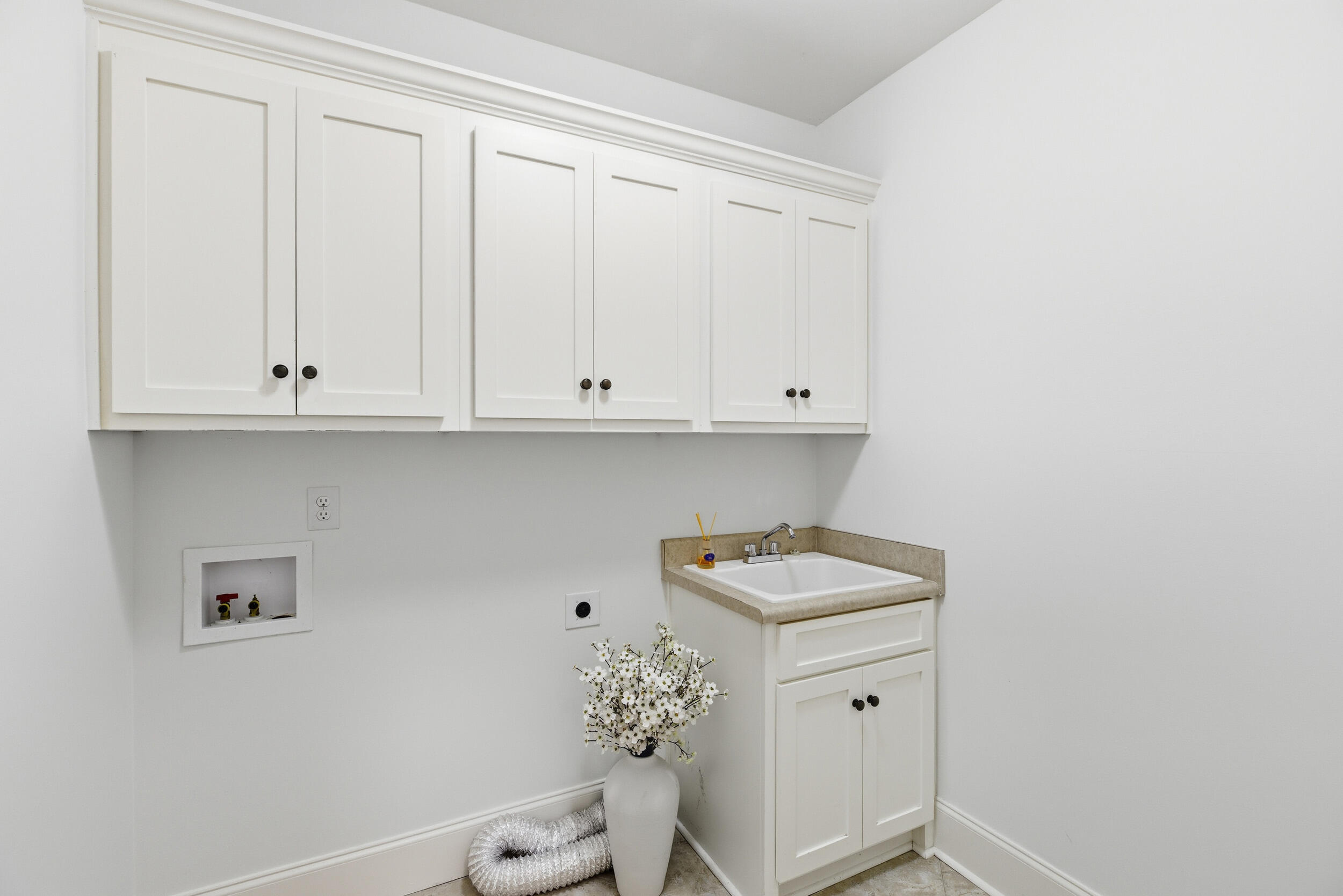 3808 Blue Springs Trace