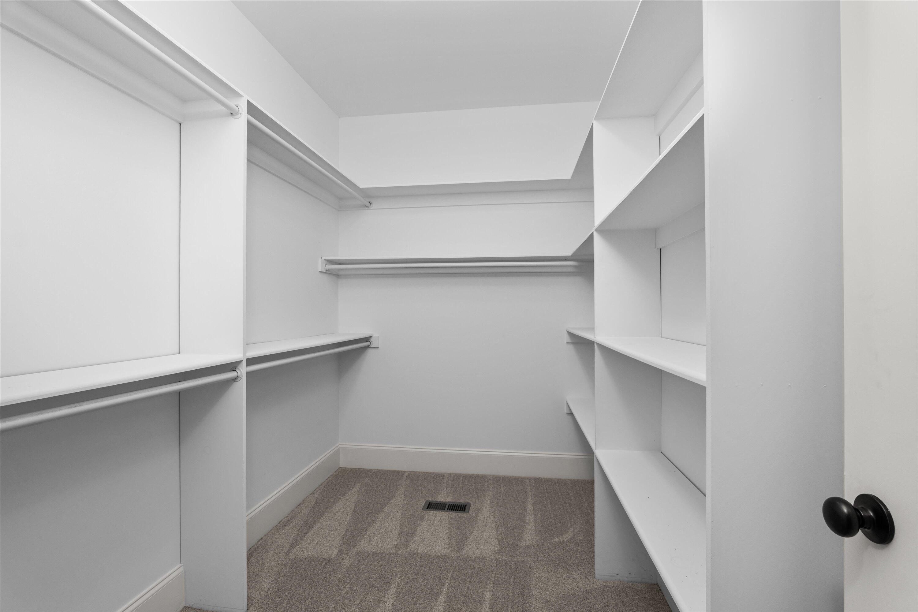 3808 Blue Springs Trace