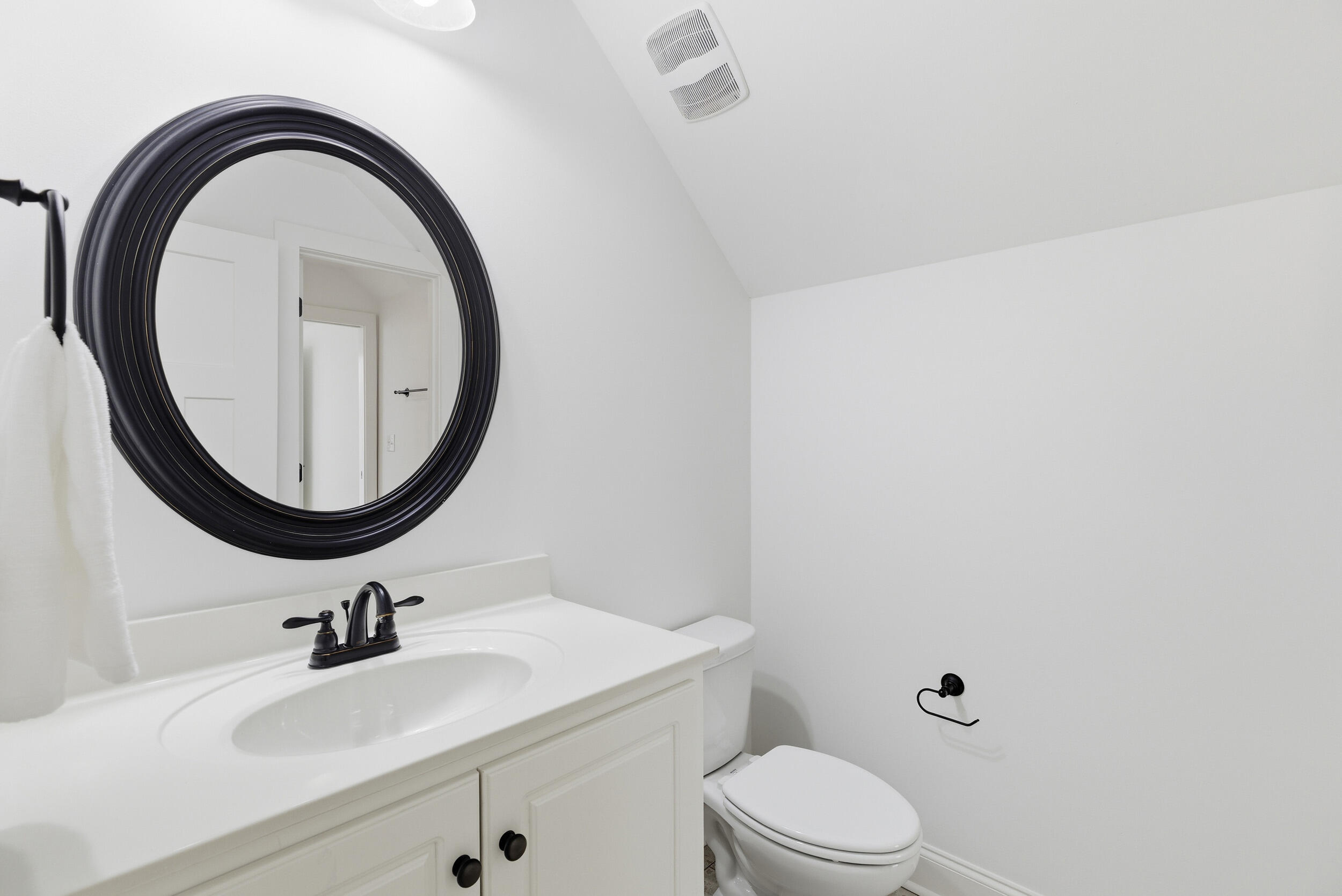 3808 Blue Springs Trace