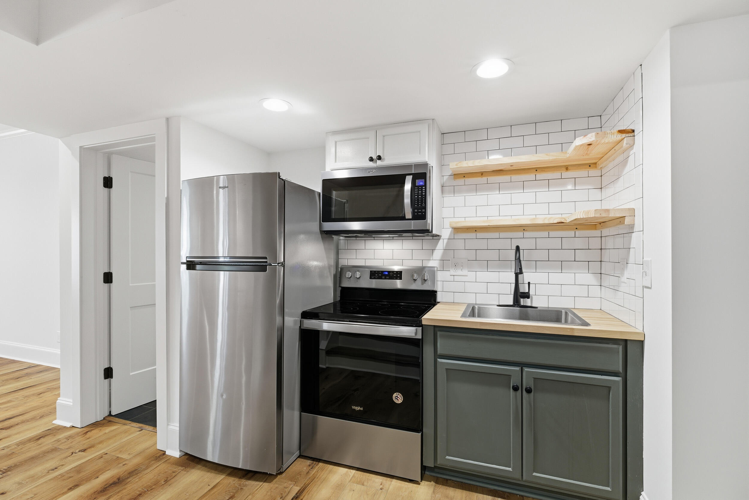 3808 Blue Springs Trace