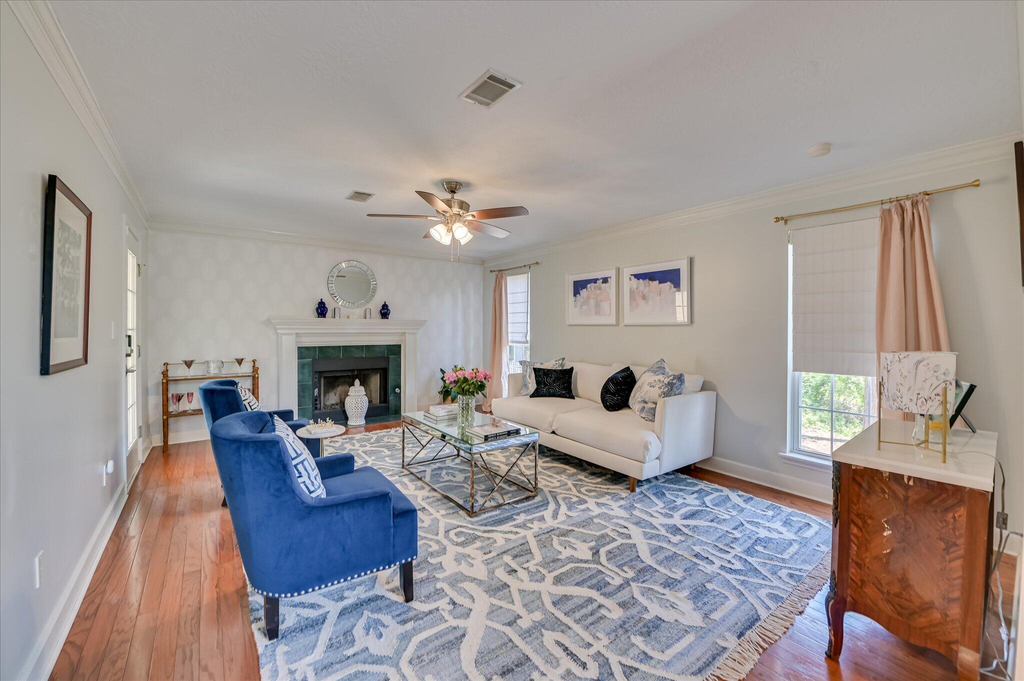 528 Oak Brook Drive