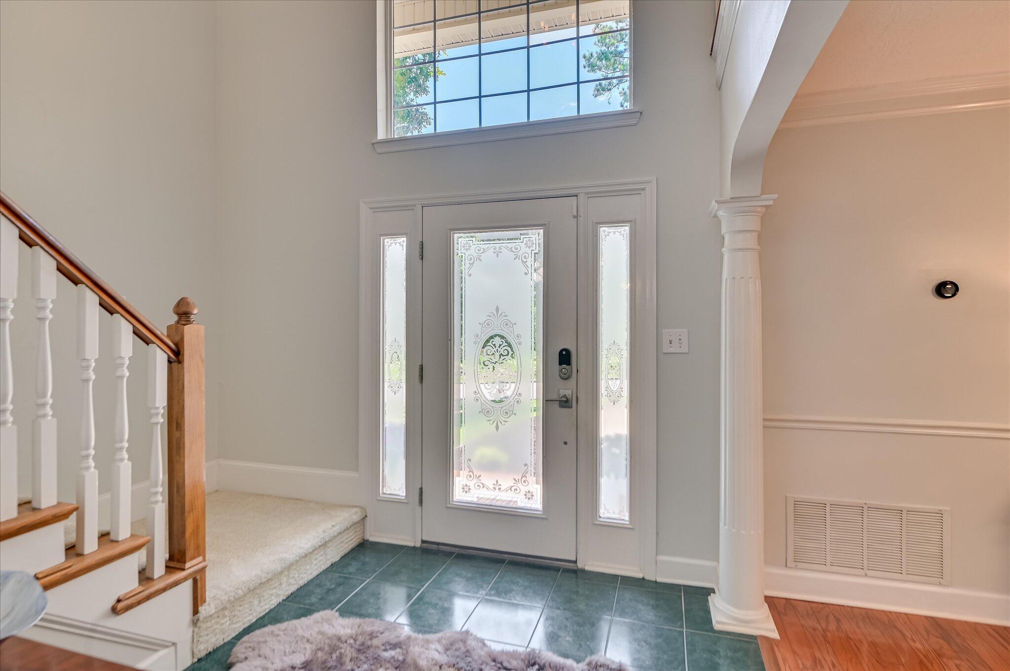 528 Oak Brook Drive