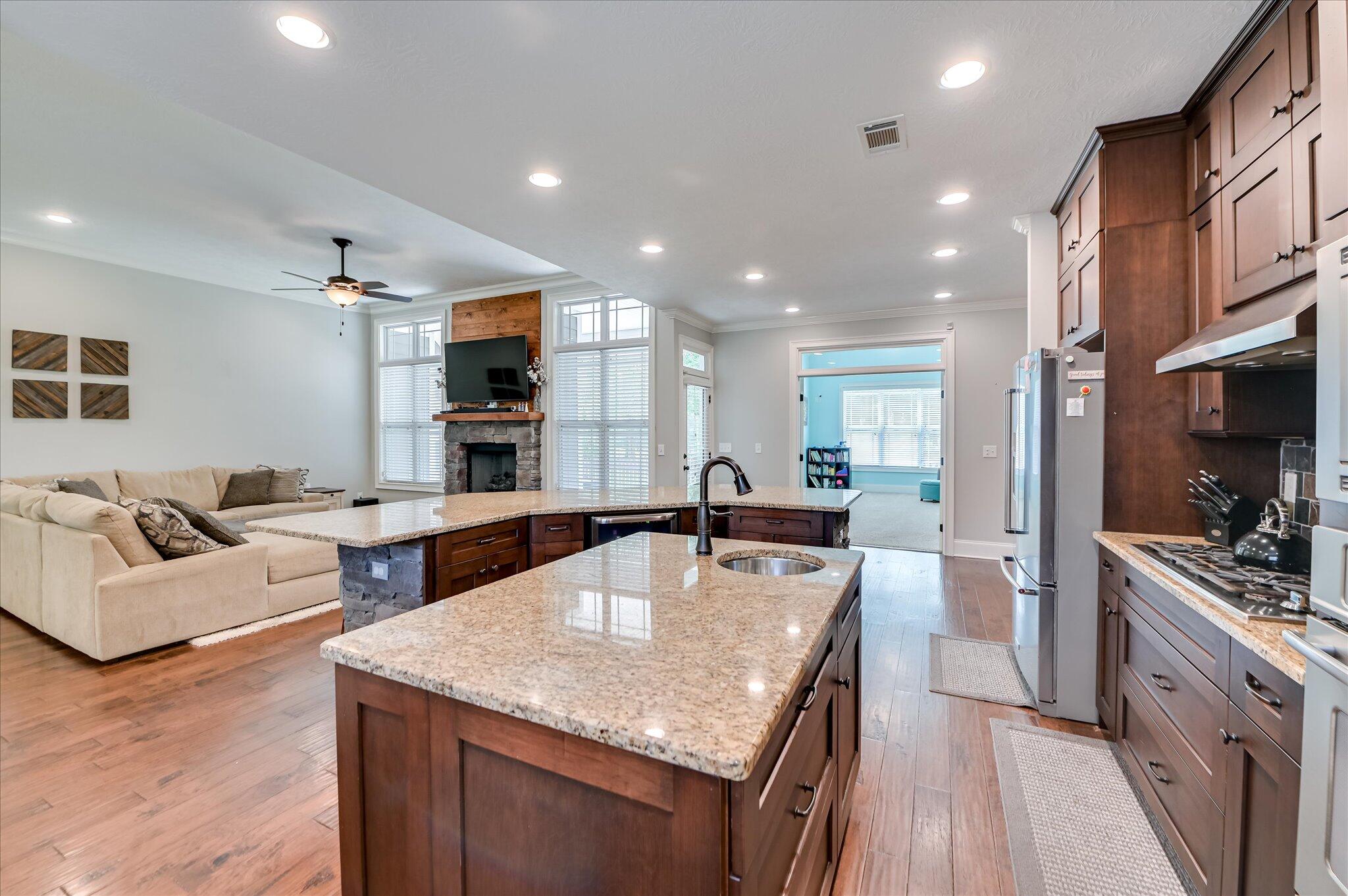 511 Fort Augusta Street