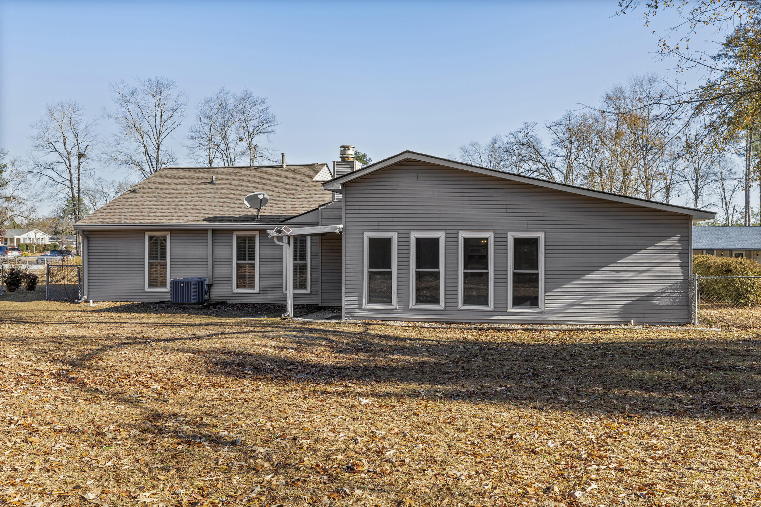 3332 Starling Drive