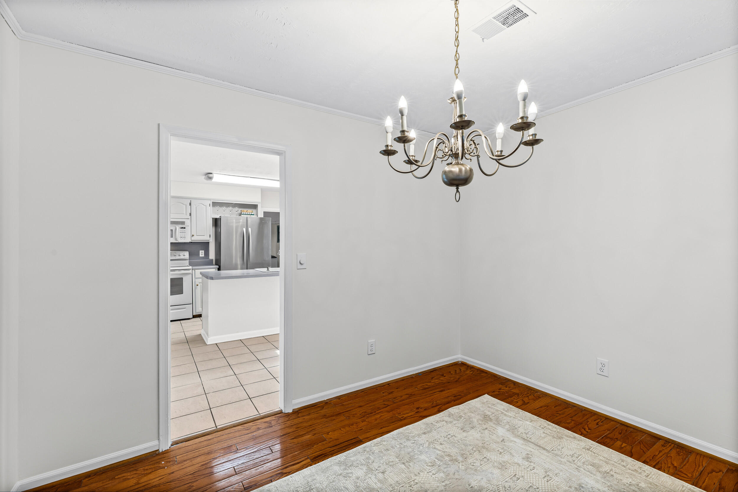 3332 Starling Drive