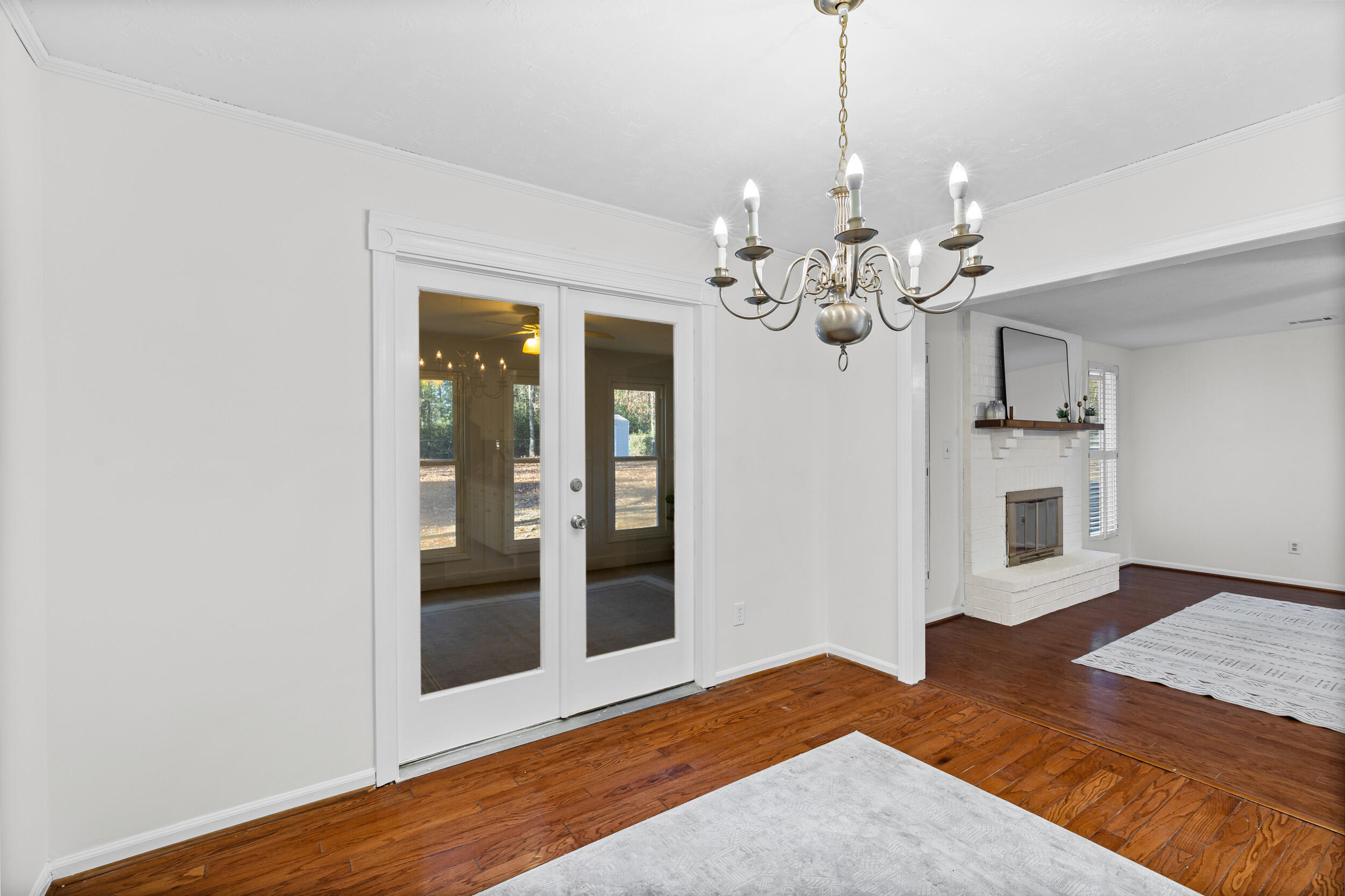 3332 Starling Drive