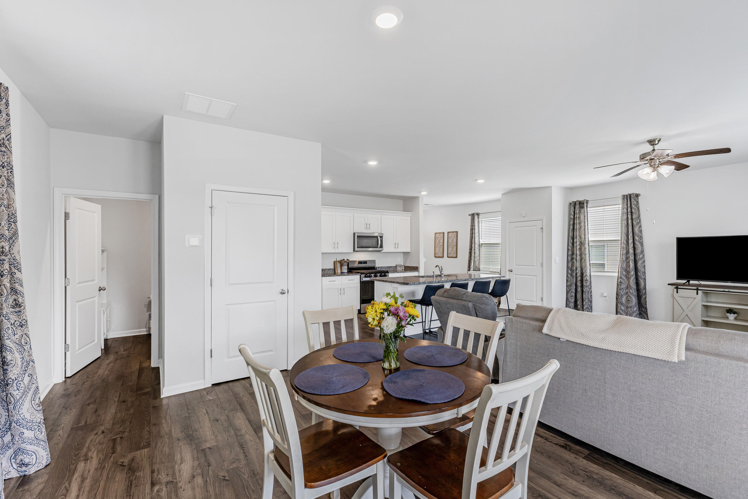 1166 Button Buck Lane