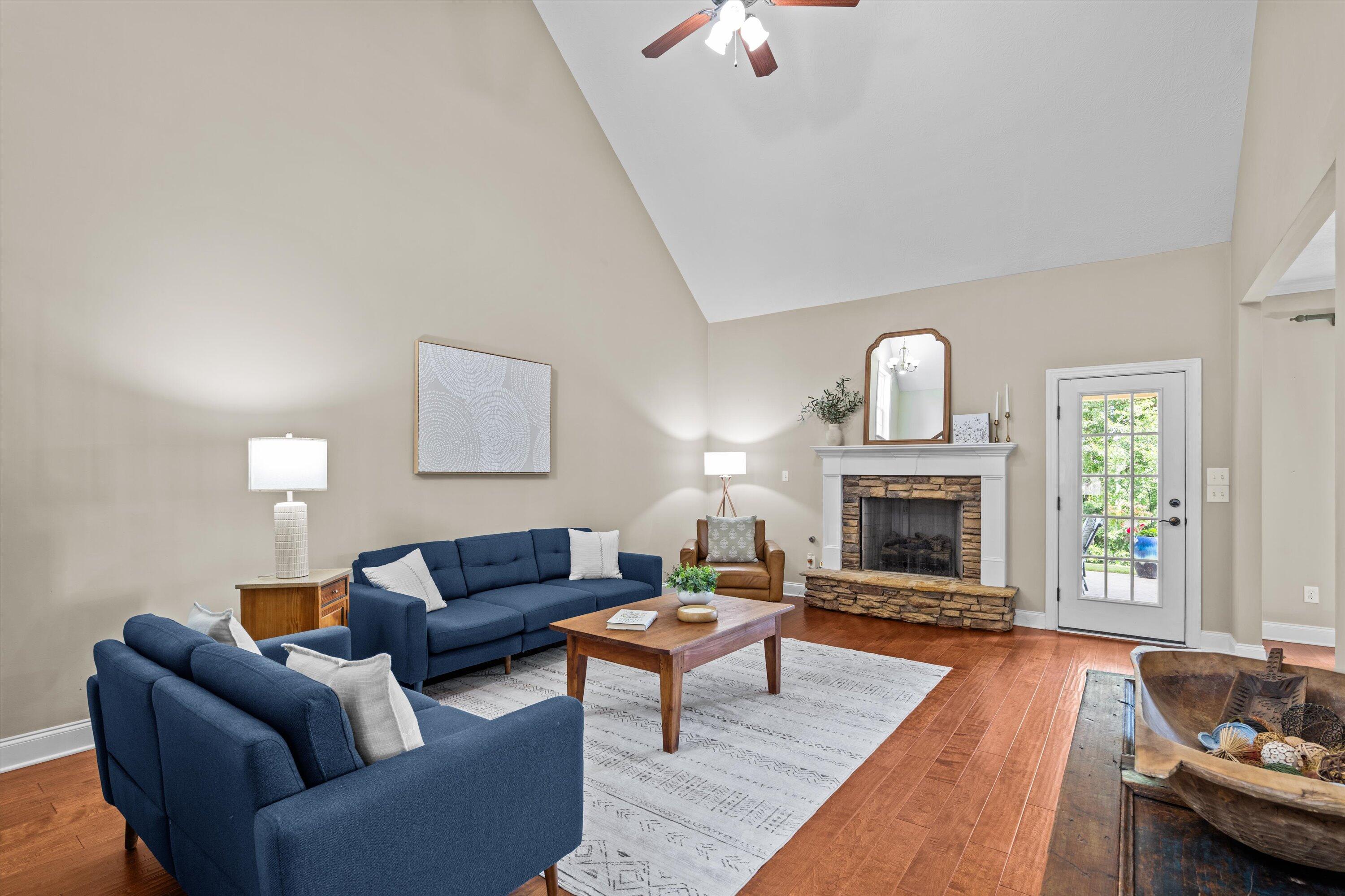 218 Sunbury Drive