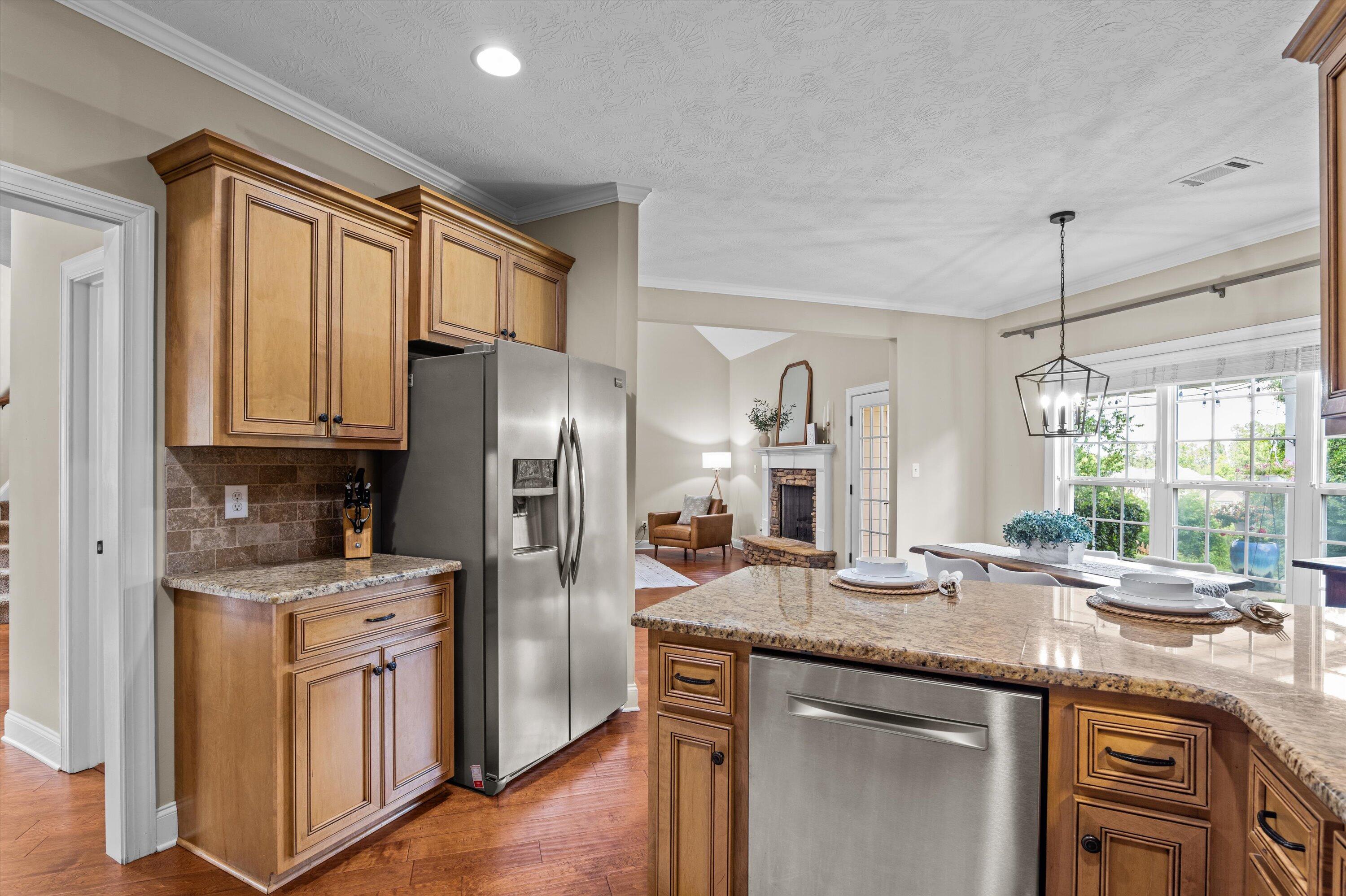 218 Sunbury Drive