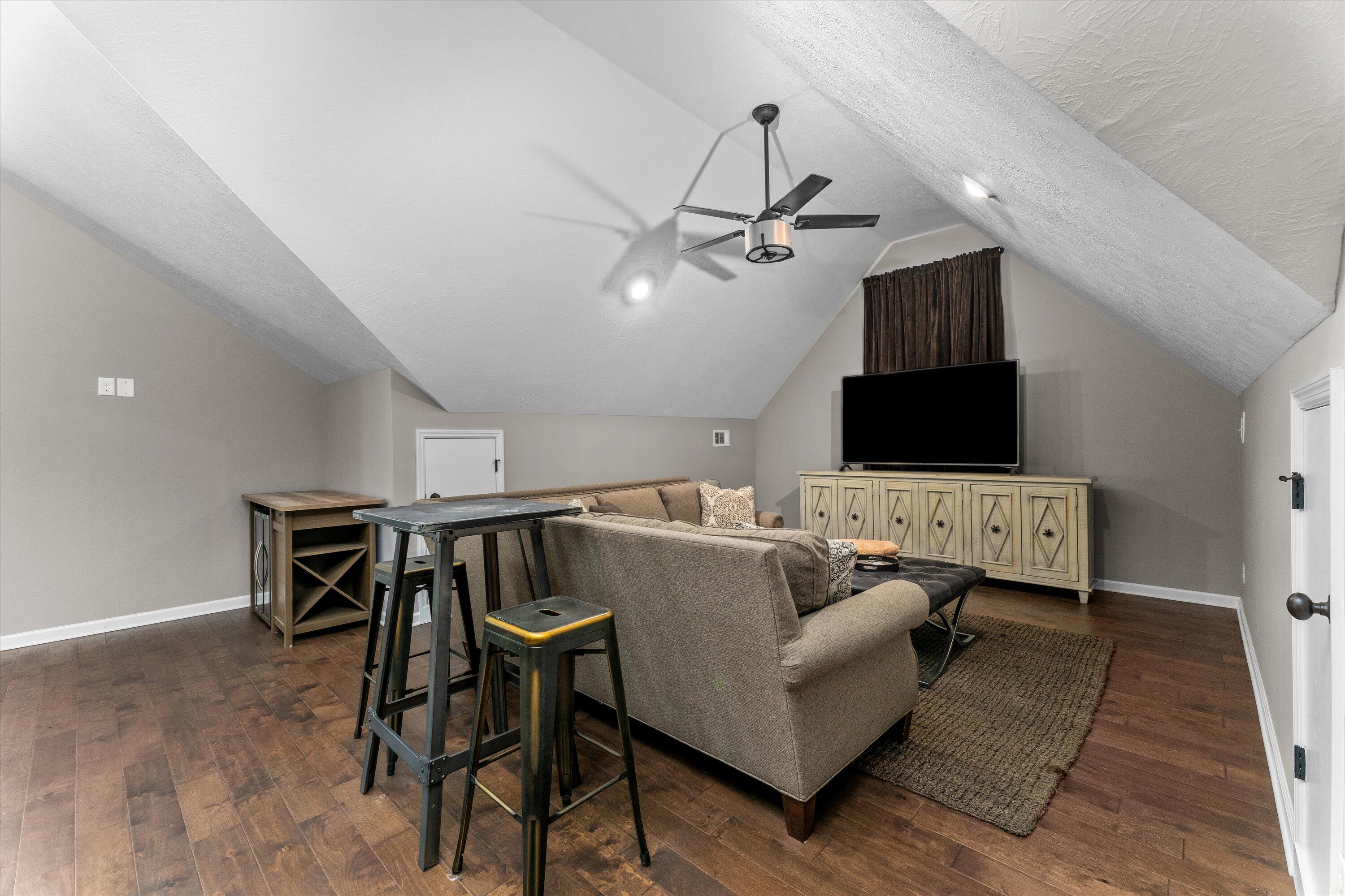 982 Bartram Ridge