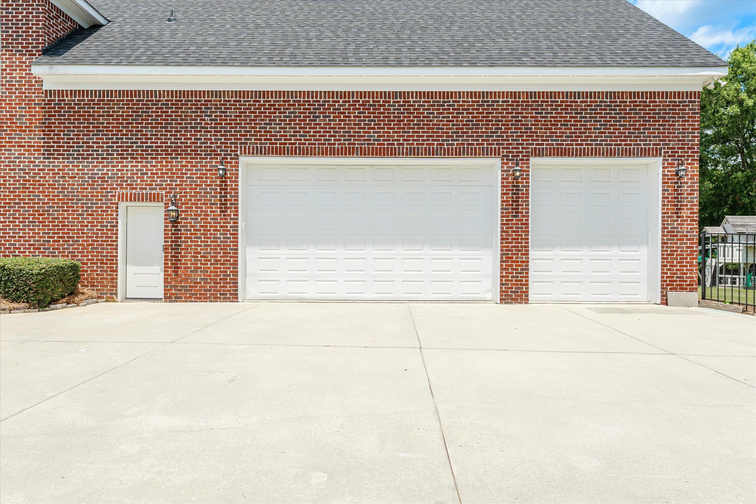411 Headgate Drive