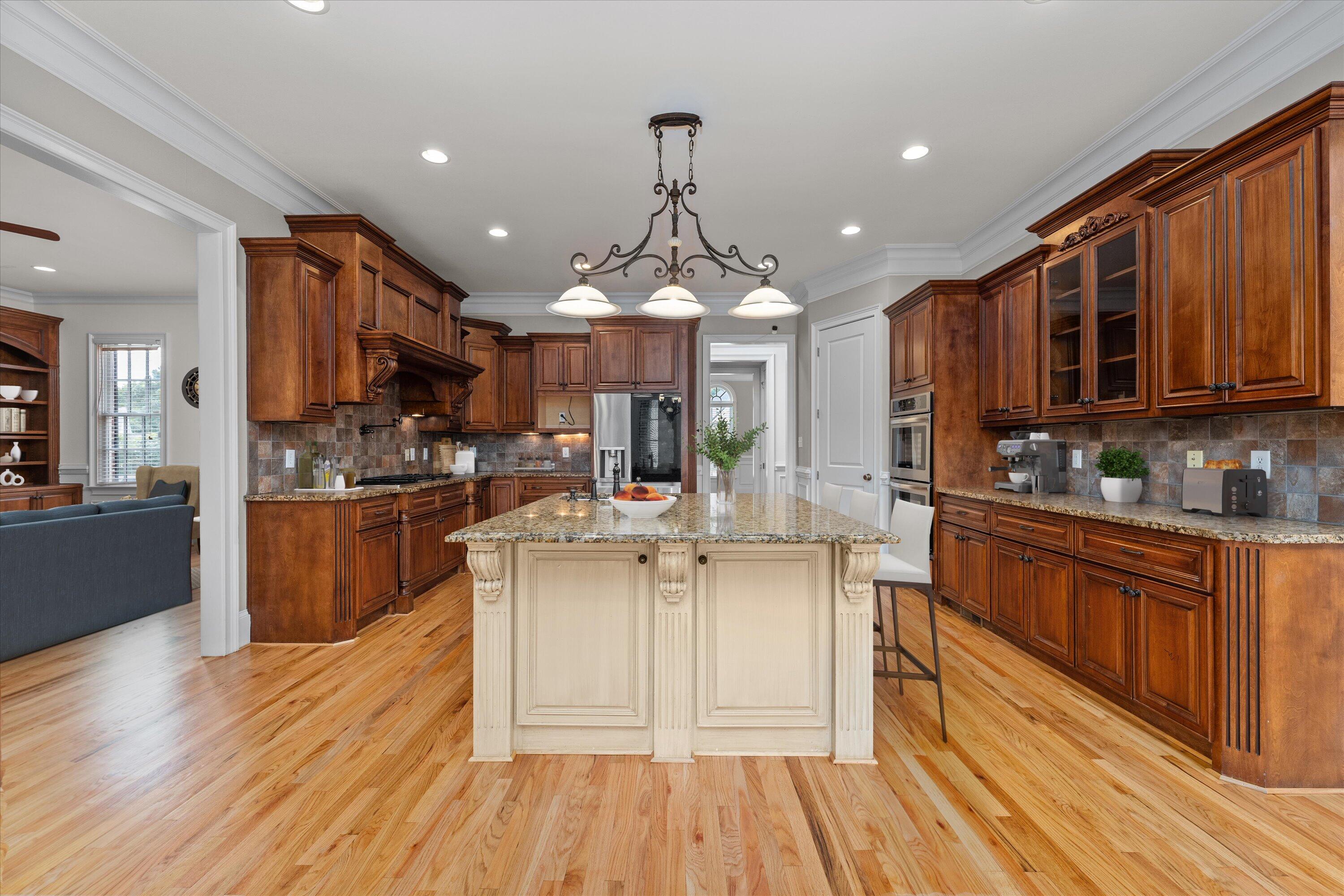 411 Headgate Drive